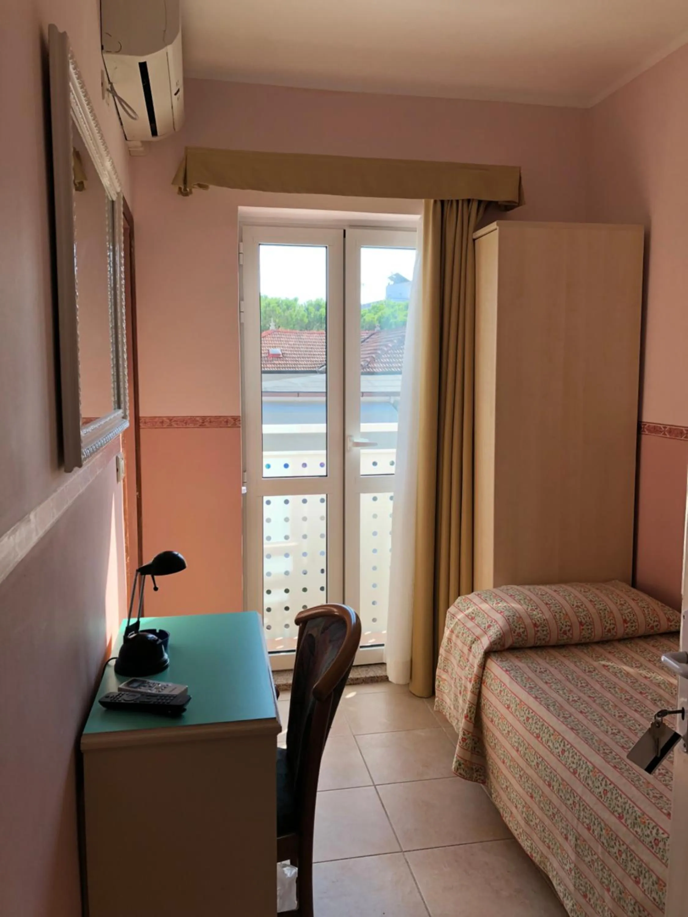 Photo of the whole room in Hotel Al ponte