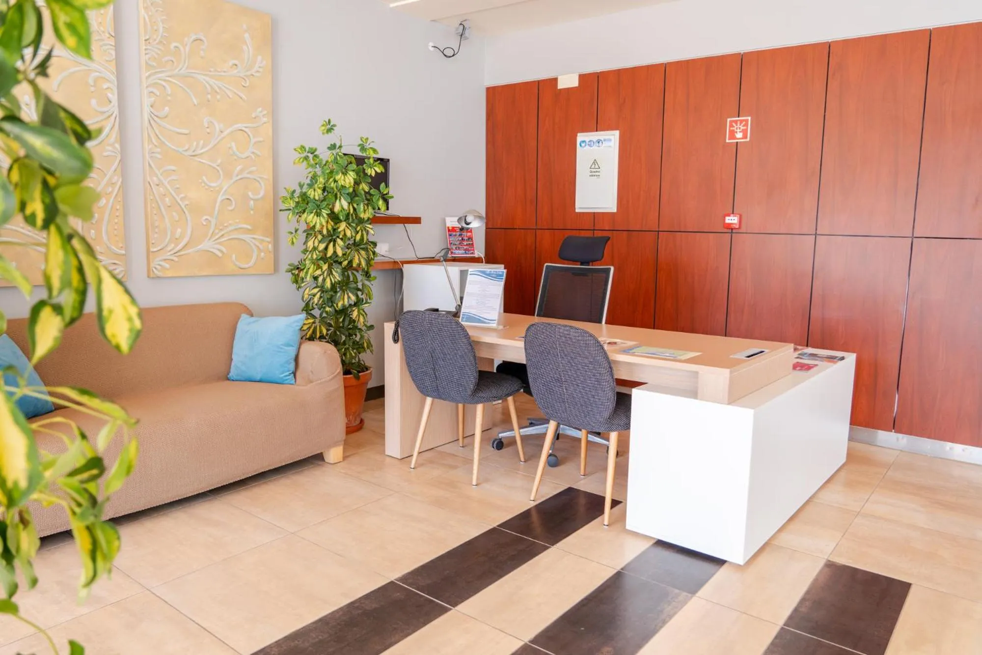 Lobby or reception in Villa Doris Suites