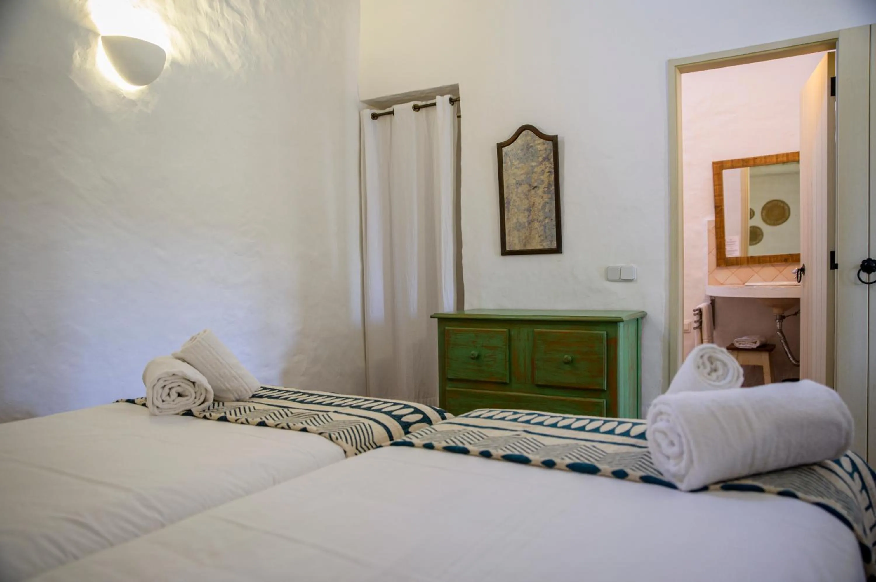 Bed in Aldeia da Pedralva by WOT Signature