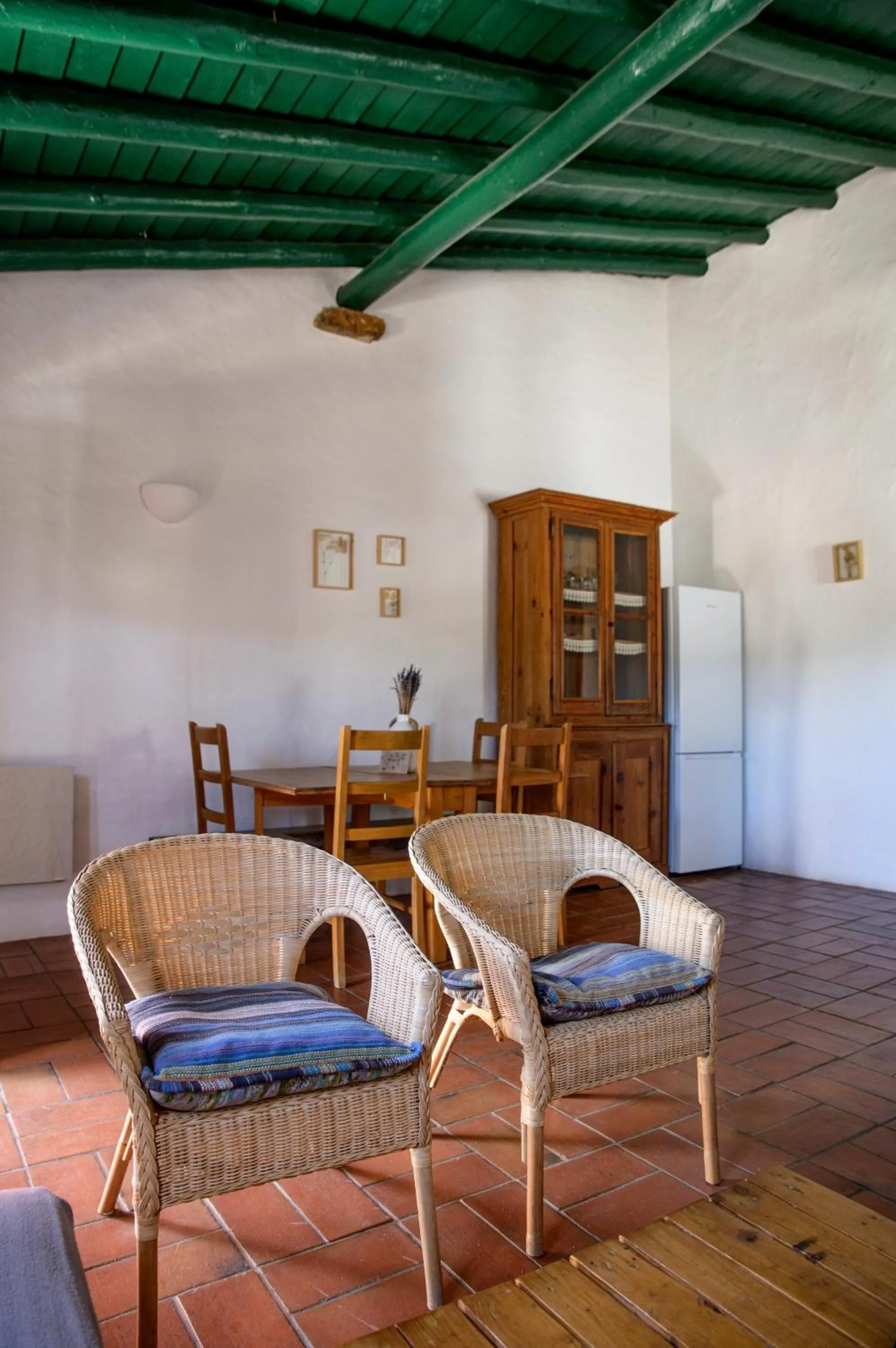 Living room in Aldeia da Pedralva by WOT Signature