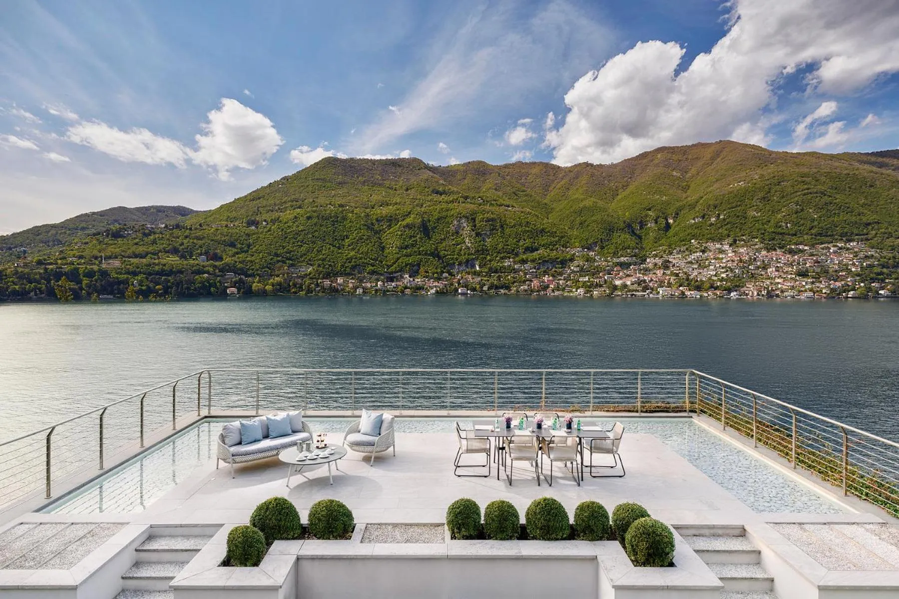 Balcony/Terrace in Mandarin Oriental, Lago di Como