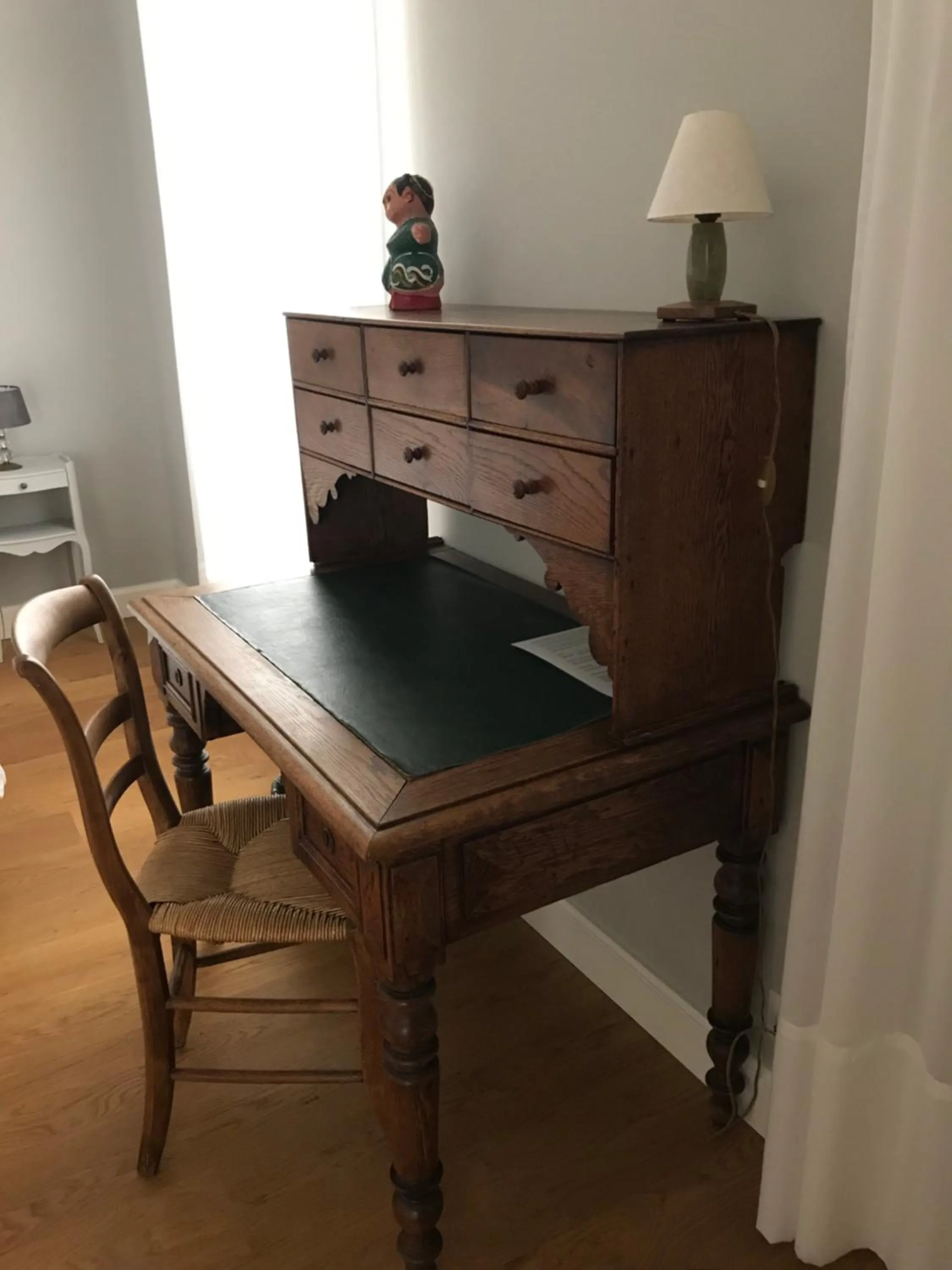 Decorative detail in Chambres d'hôtes Vers la Croix