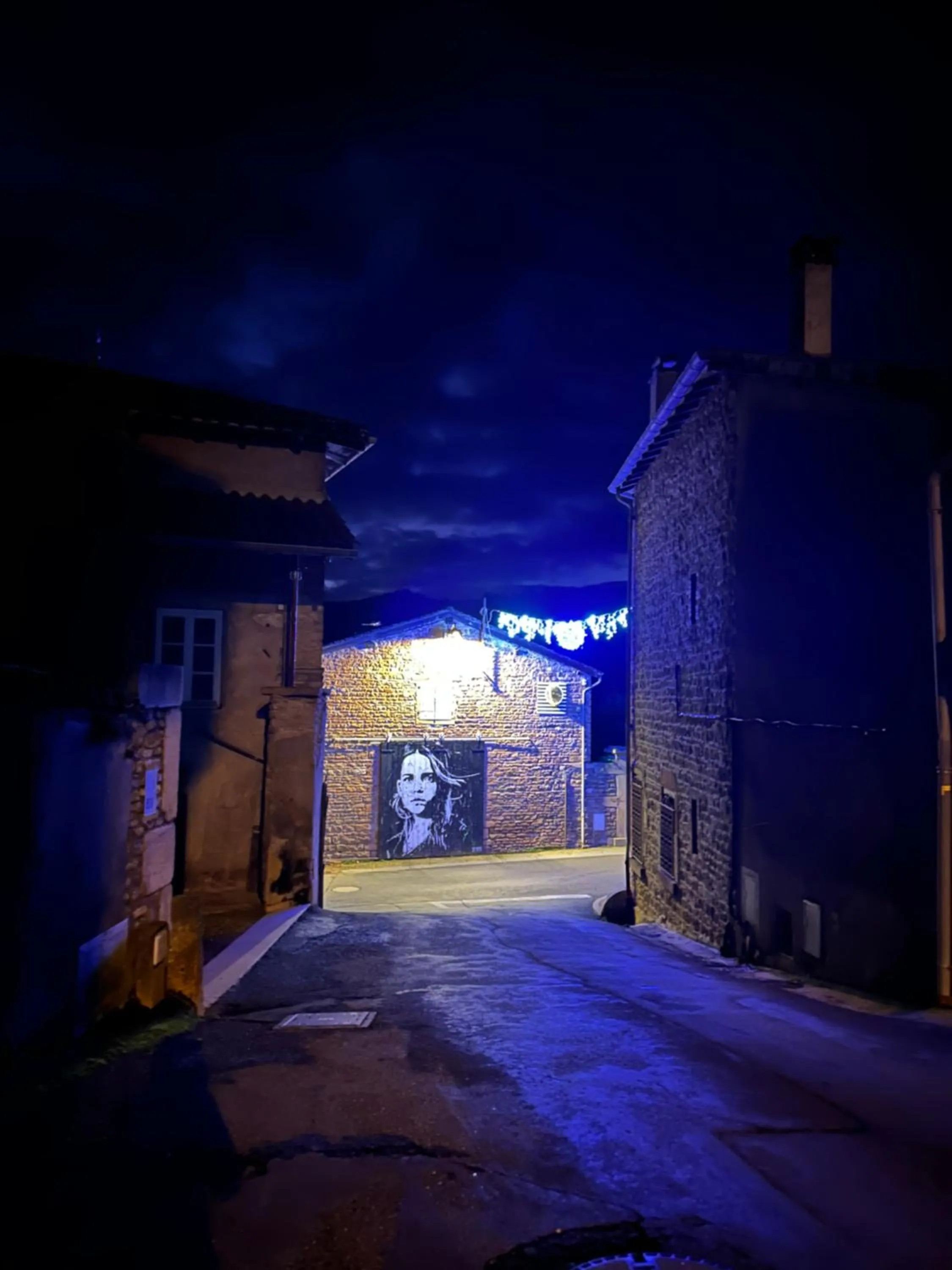 Street view in Chambres d'hôtes Vers la Croix