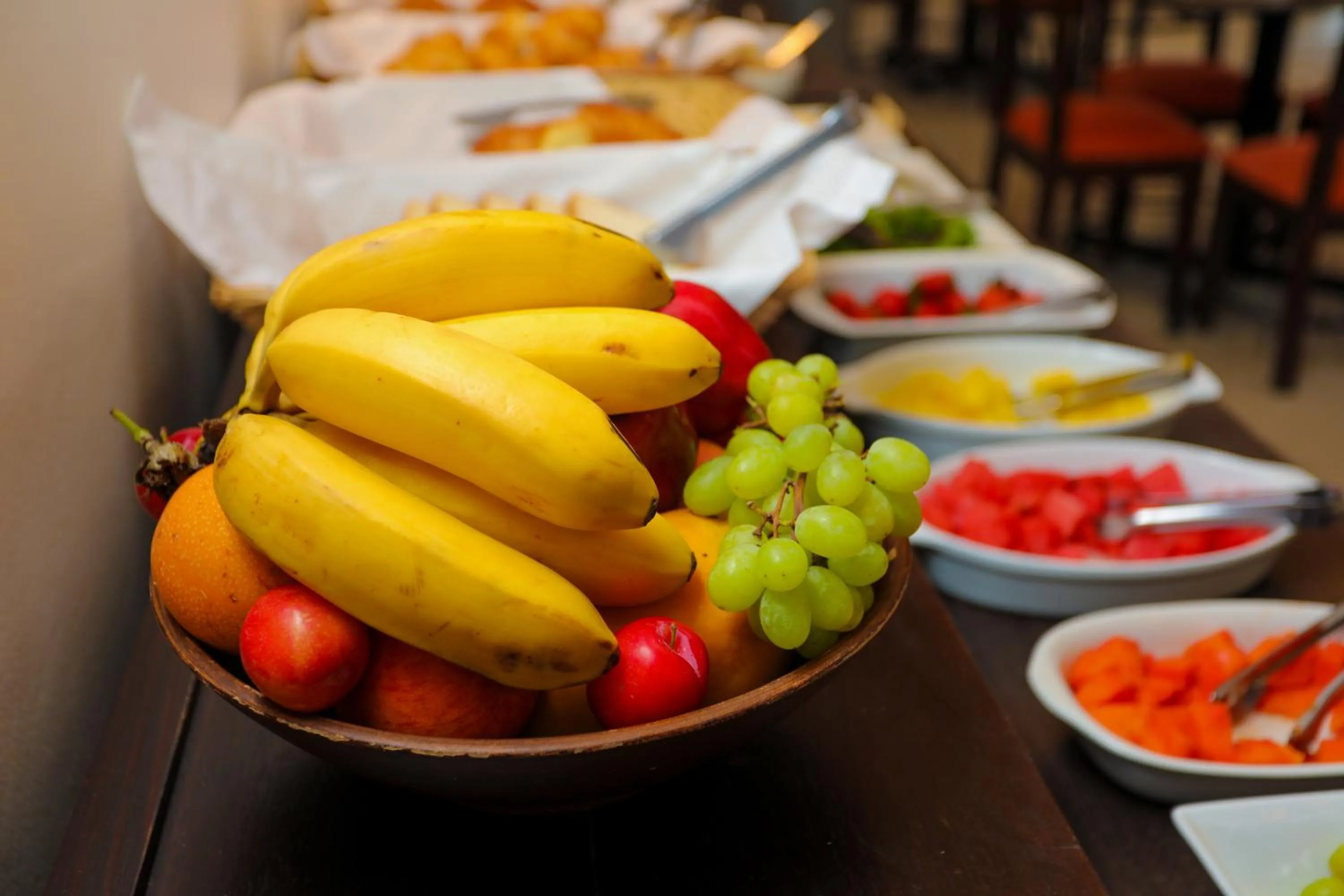 Restaurant/places to eat in Koyllur Inn