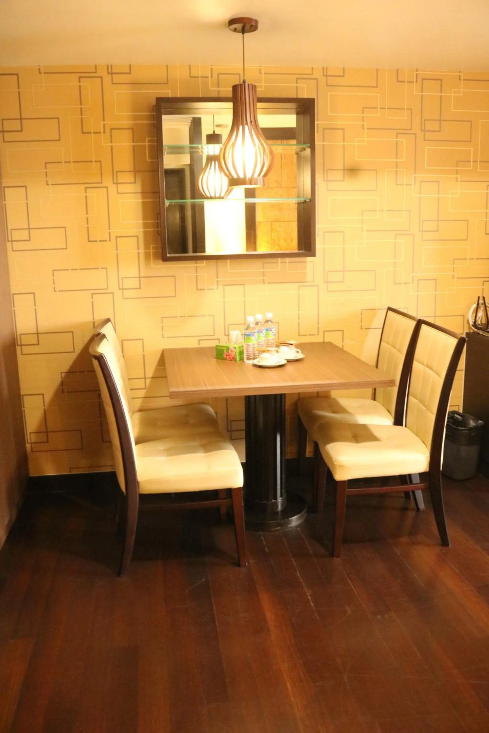 Dining area in Raintree Resort Suites