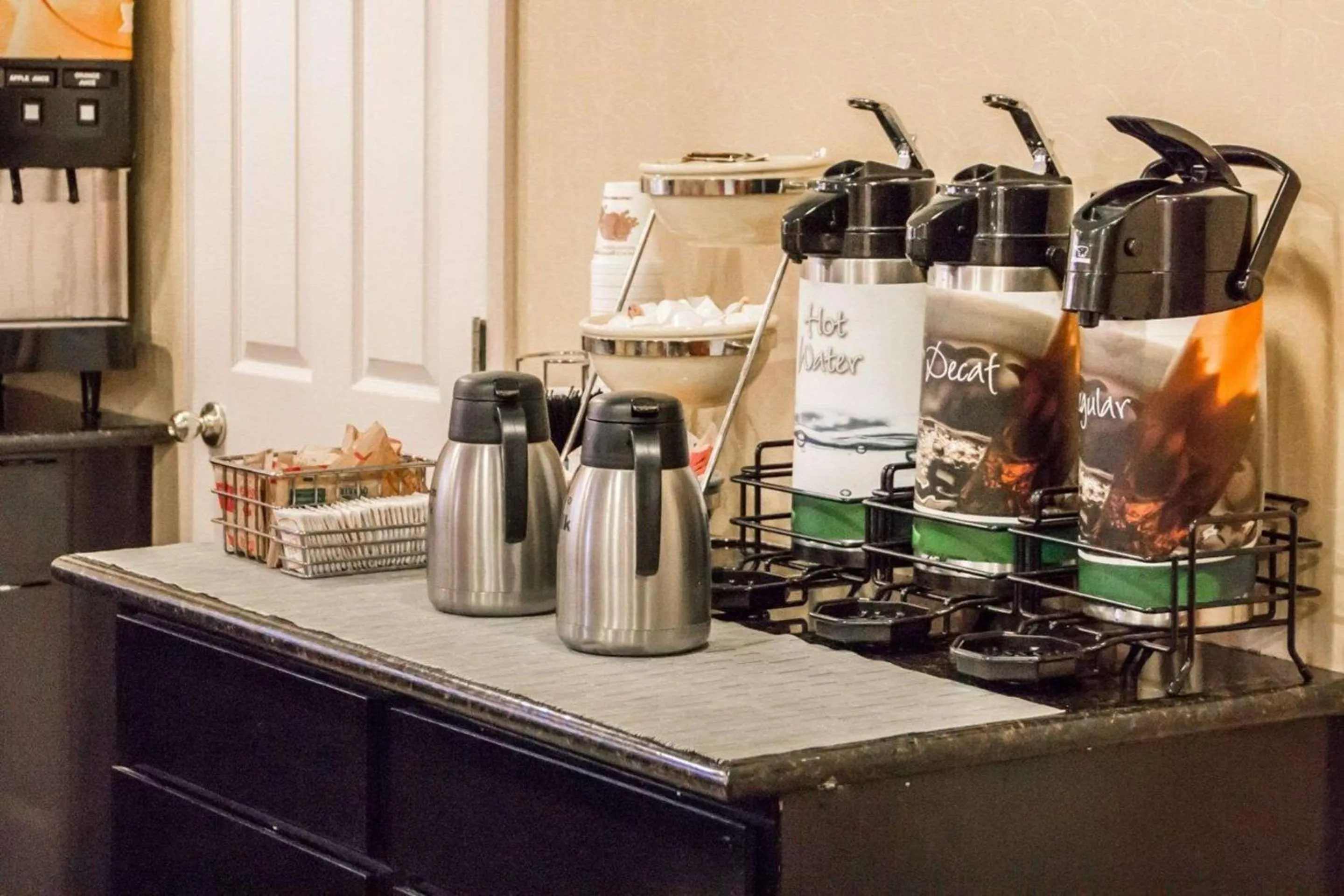 Restaurant/places to eat in Quality Inn Broken Arrow - Tulsa