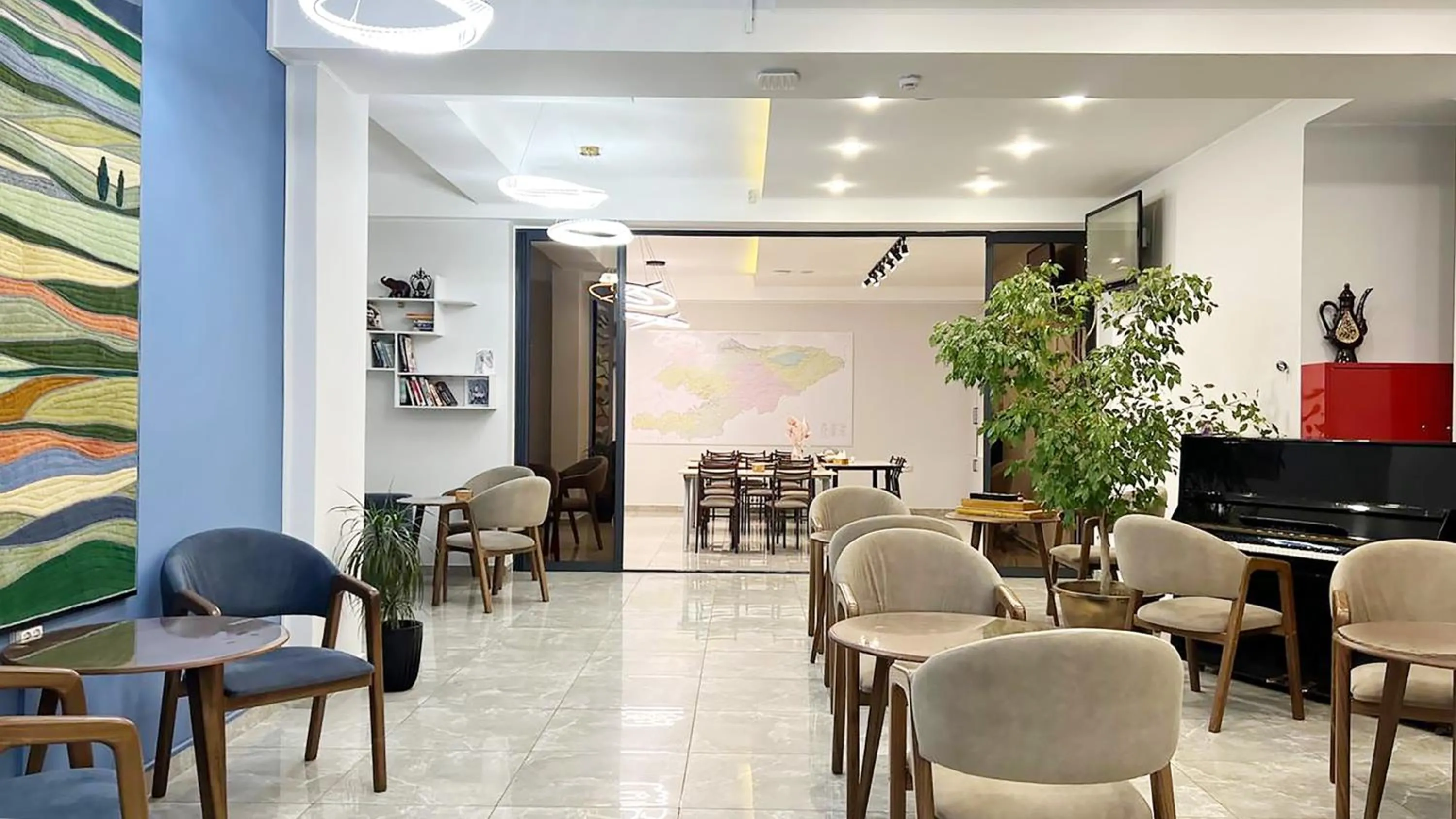 TV and multimedia in Compass Hostel