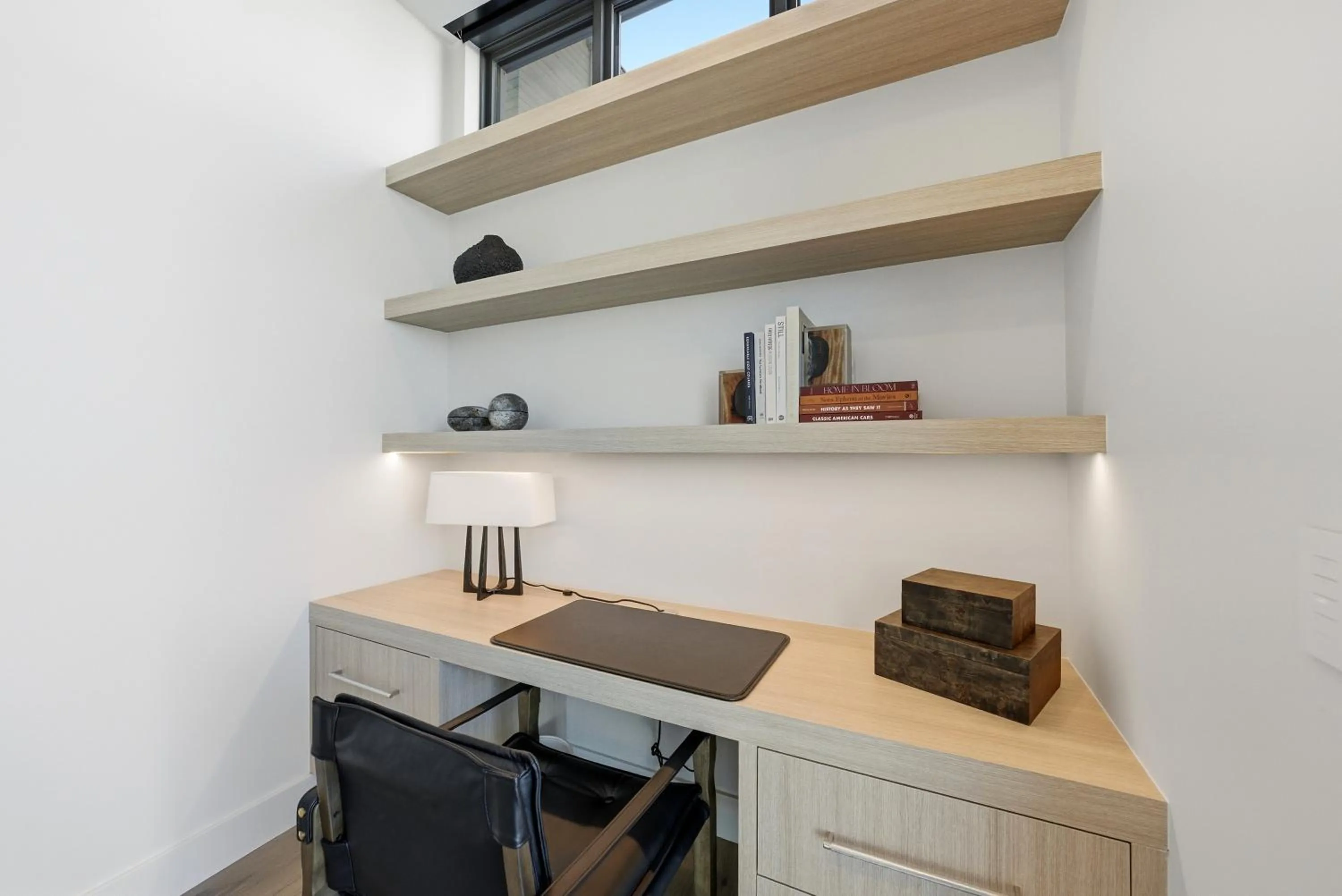 Seating area in Hyatt Centric Park City