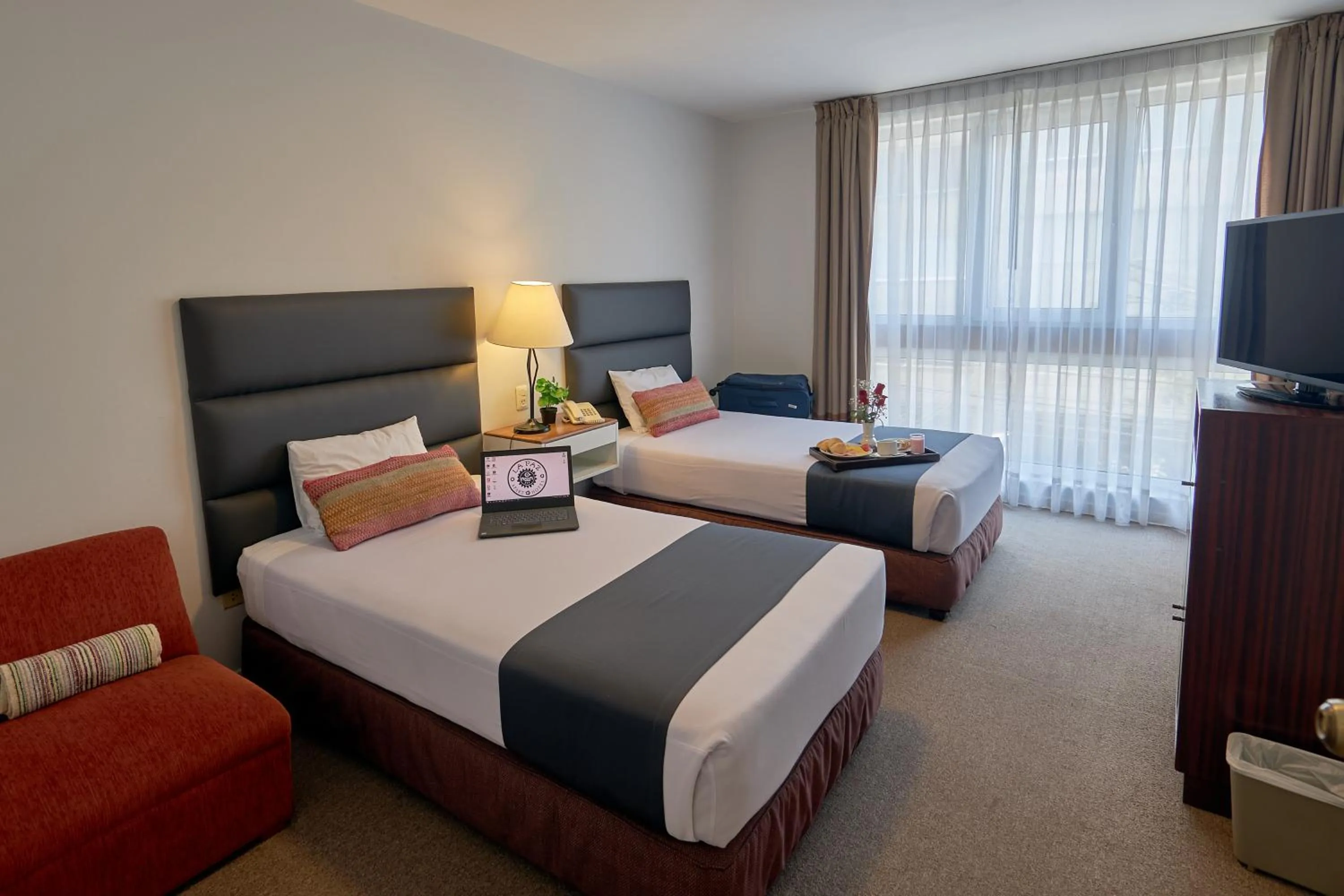 Bedroom, Bed in La Paz Apart Hotel