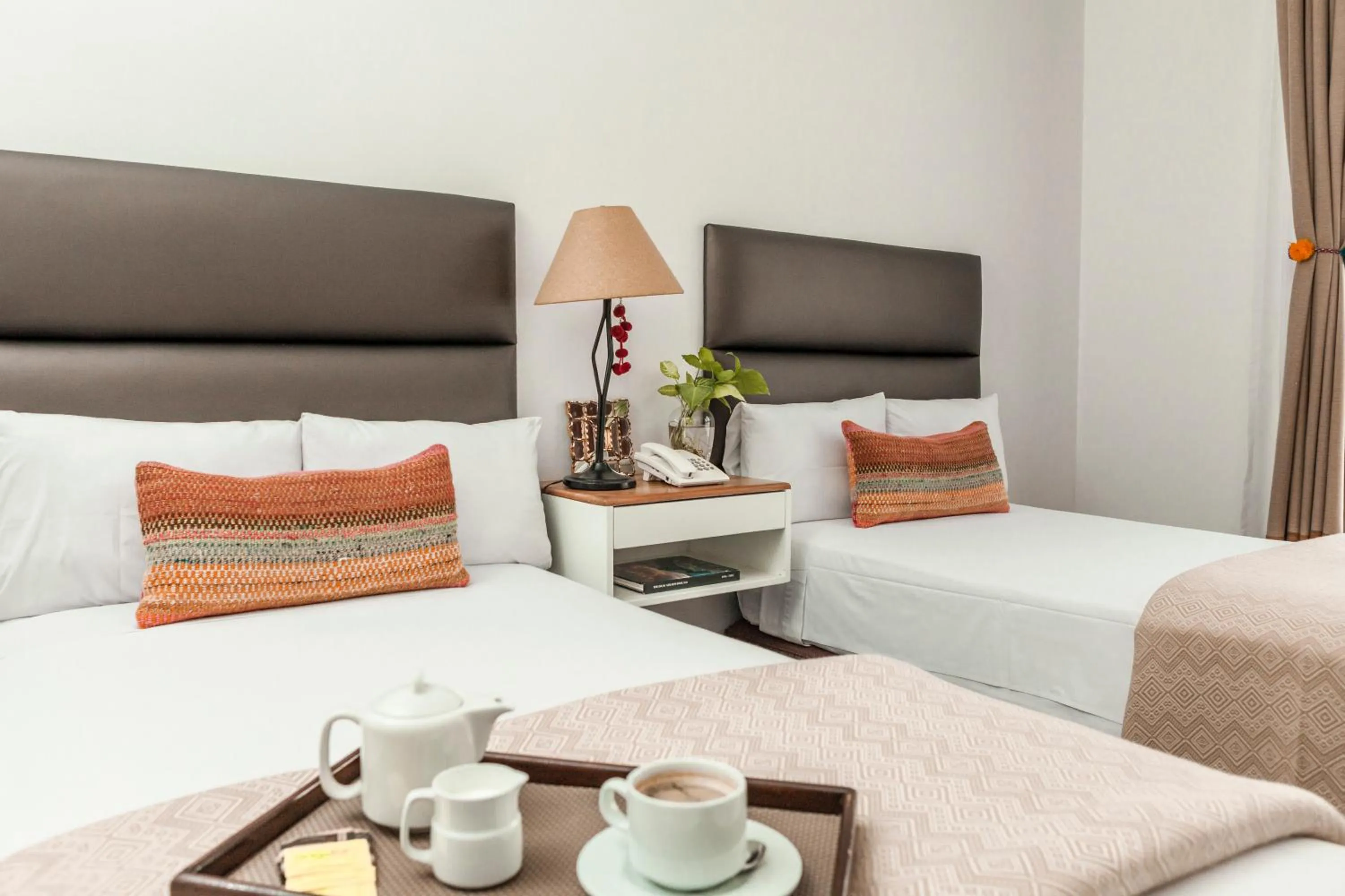 Bedroom, Bed in La Paz Apart Hotel