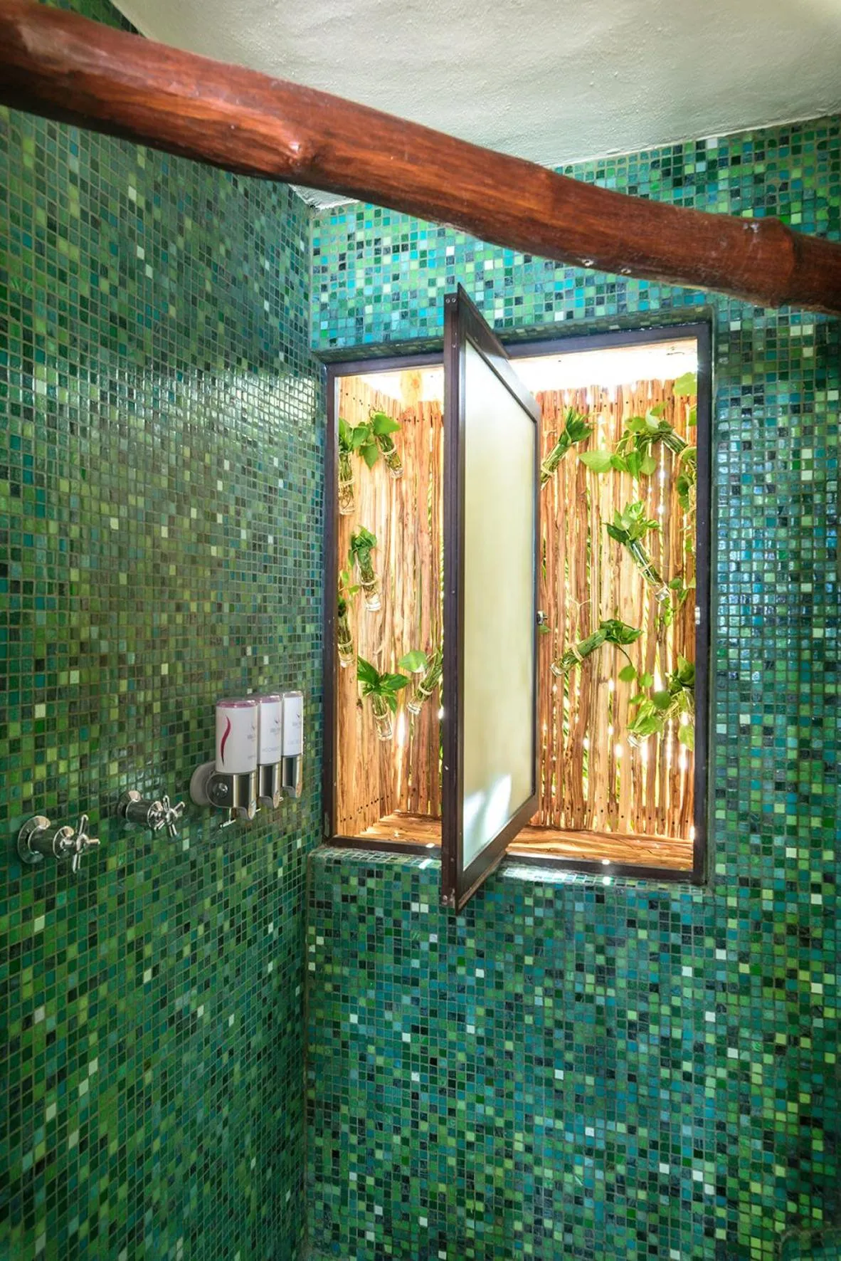 Toilet in Hotel Villas Flamingos