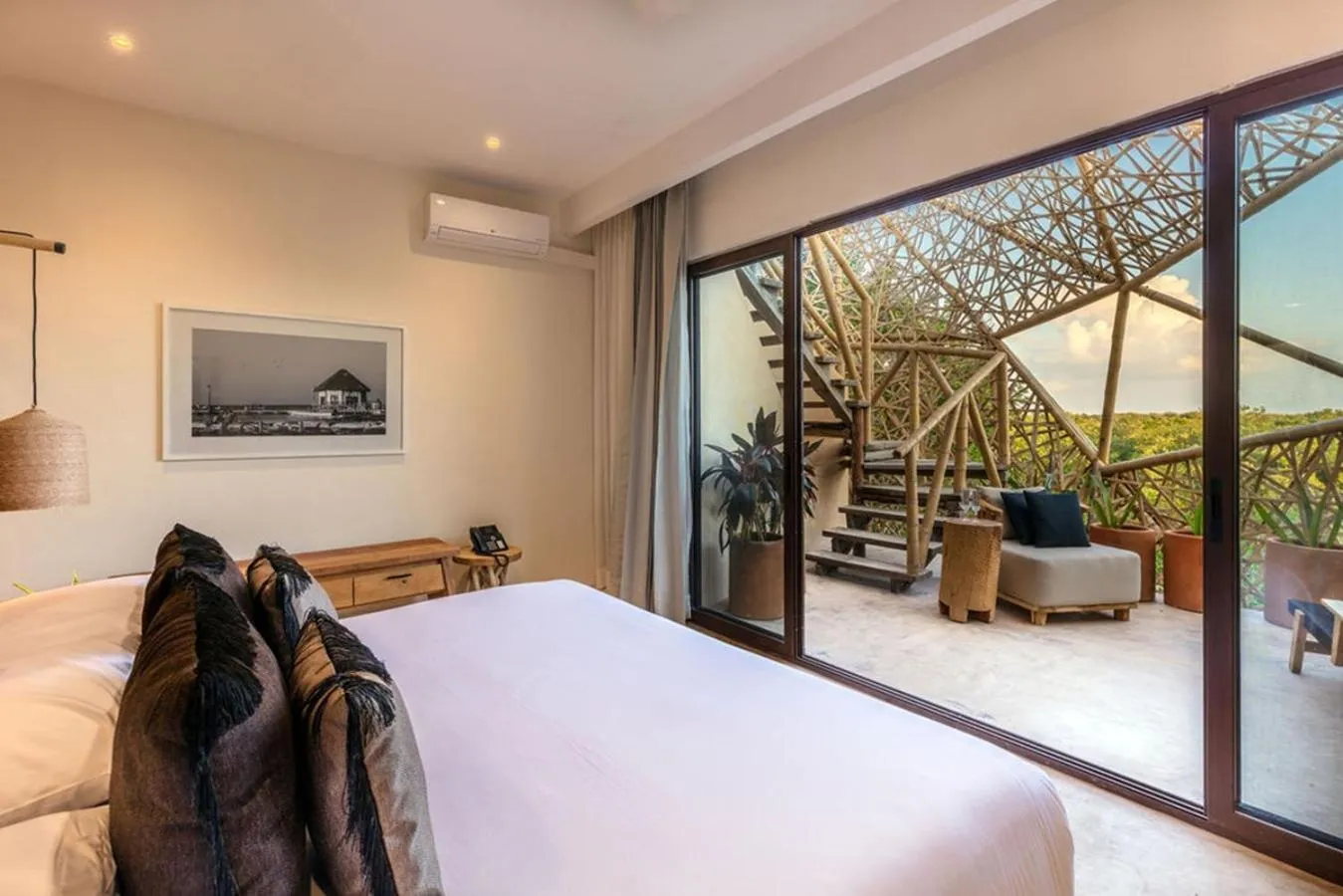 Bed in Hotel Villas Flamingos