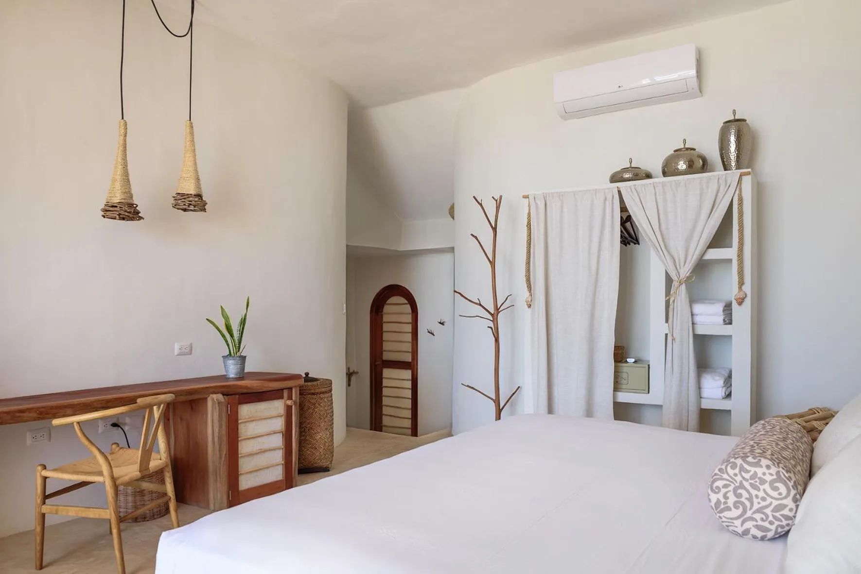 Bed in Hotel Villas Flamingos