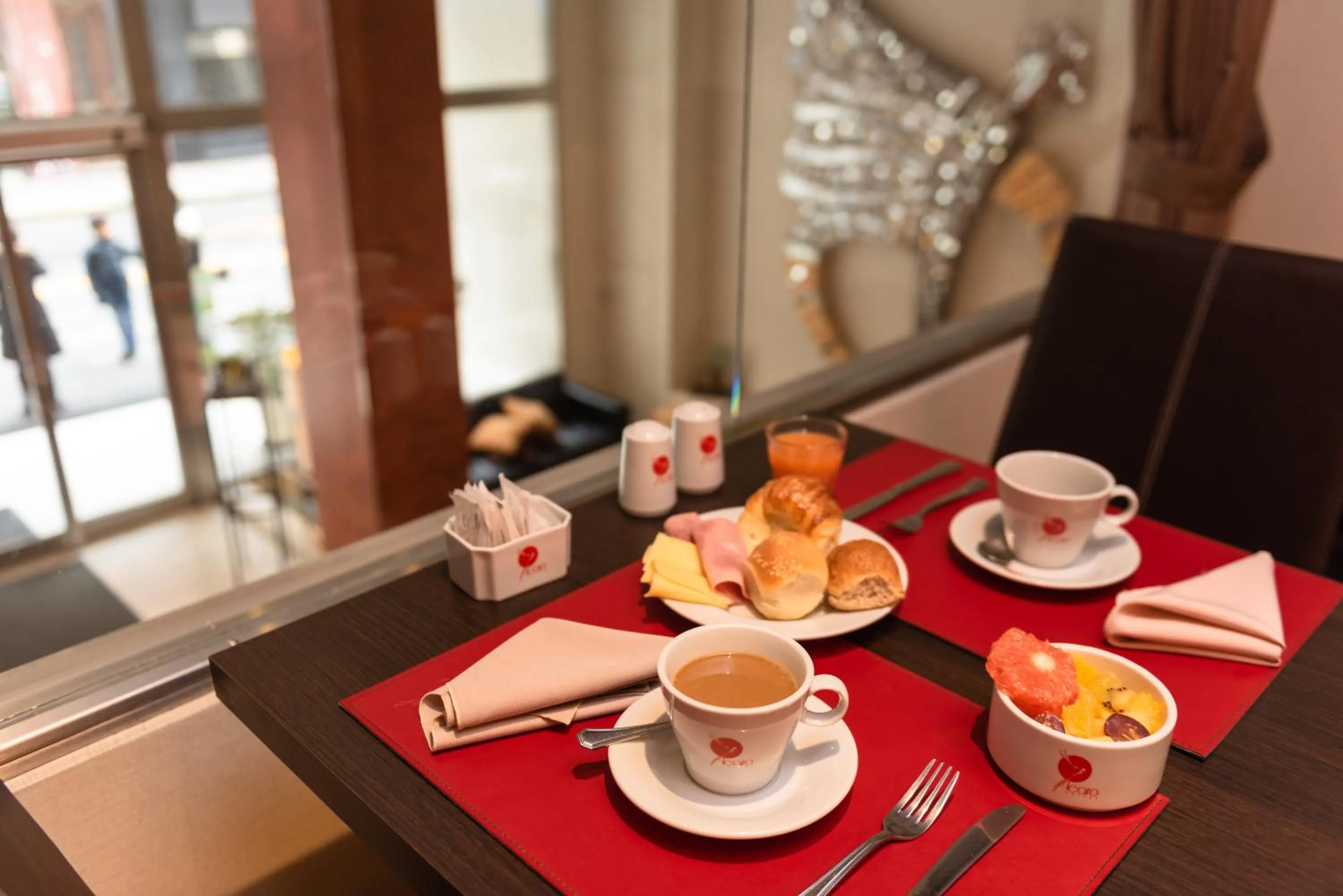 Breakfast in Icaro Suites