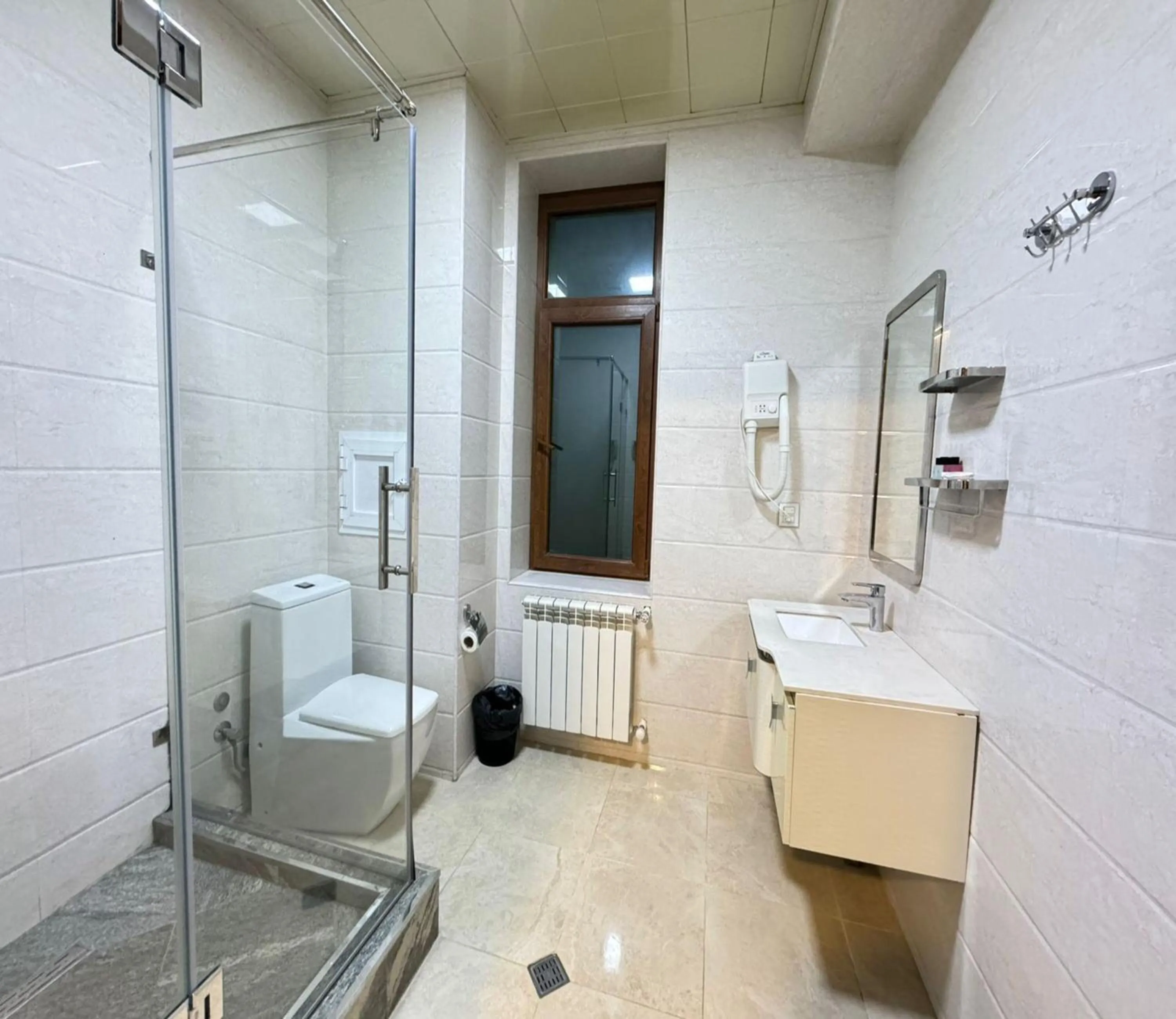 Toilet in Sea Pearl Hotel Baku