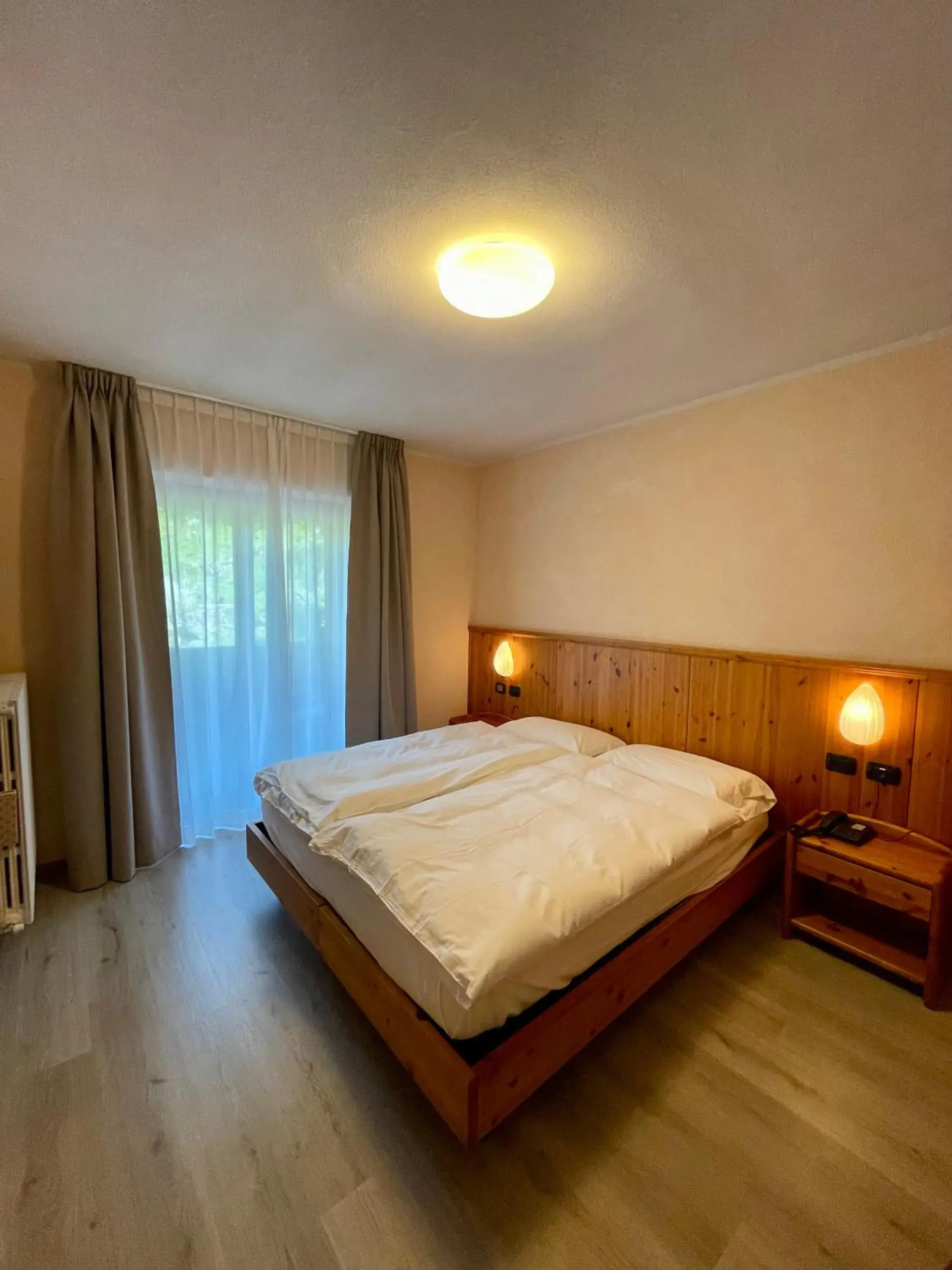 Double Room in Hotel Gembro Double Room in Hotel Gembro