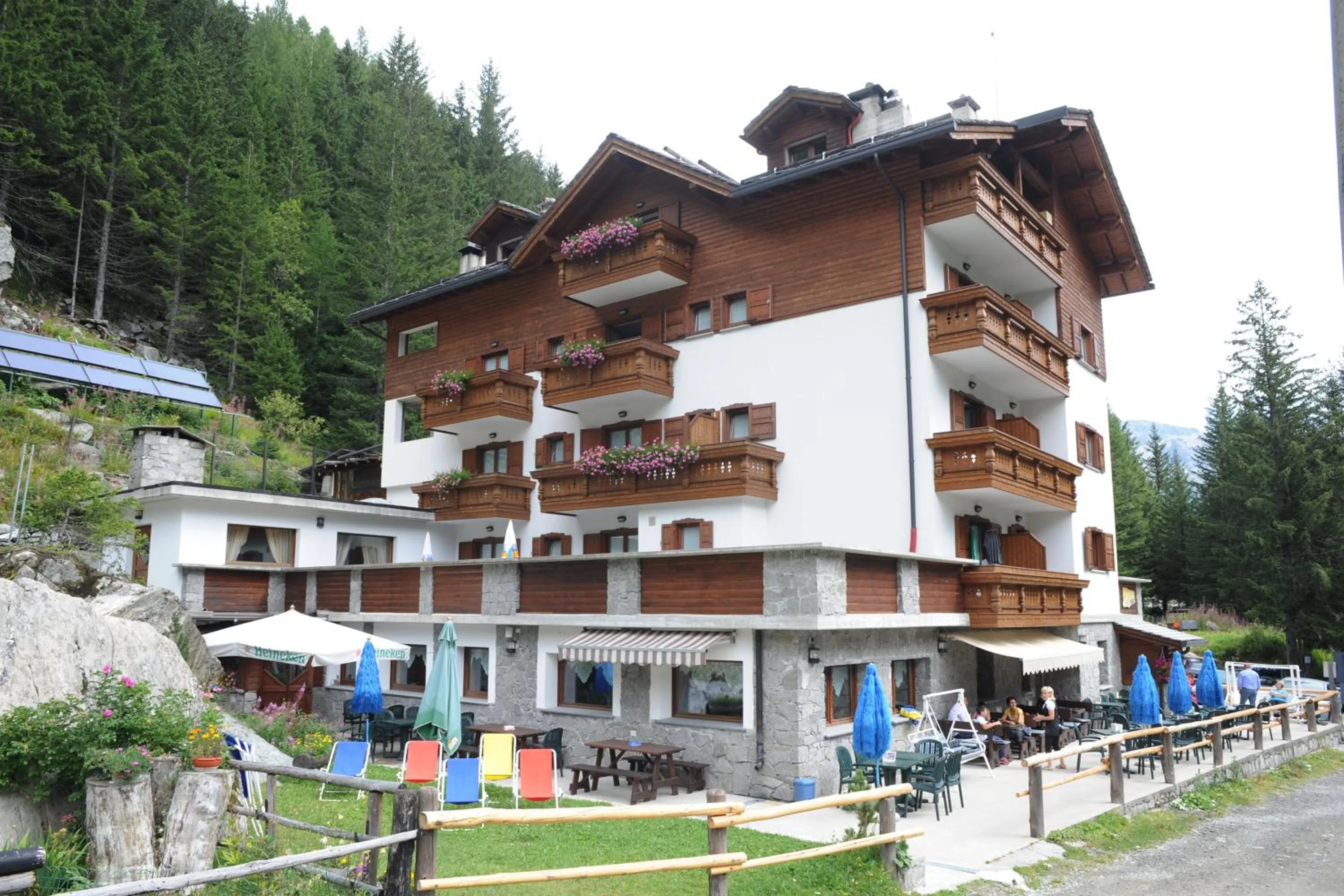 Property building in Hotel Gembro