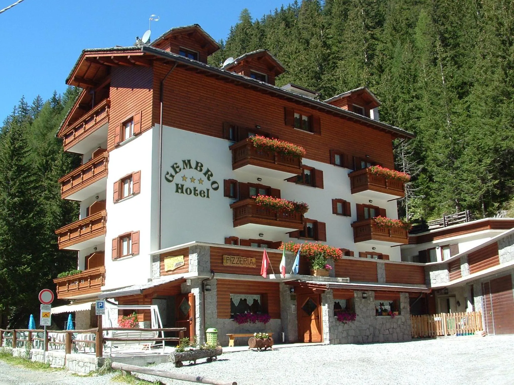 Property building in Hotel Gembro