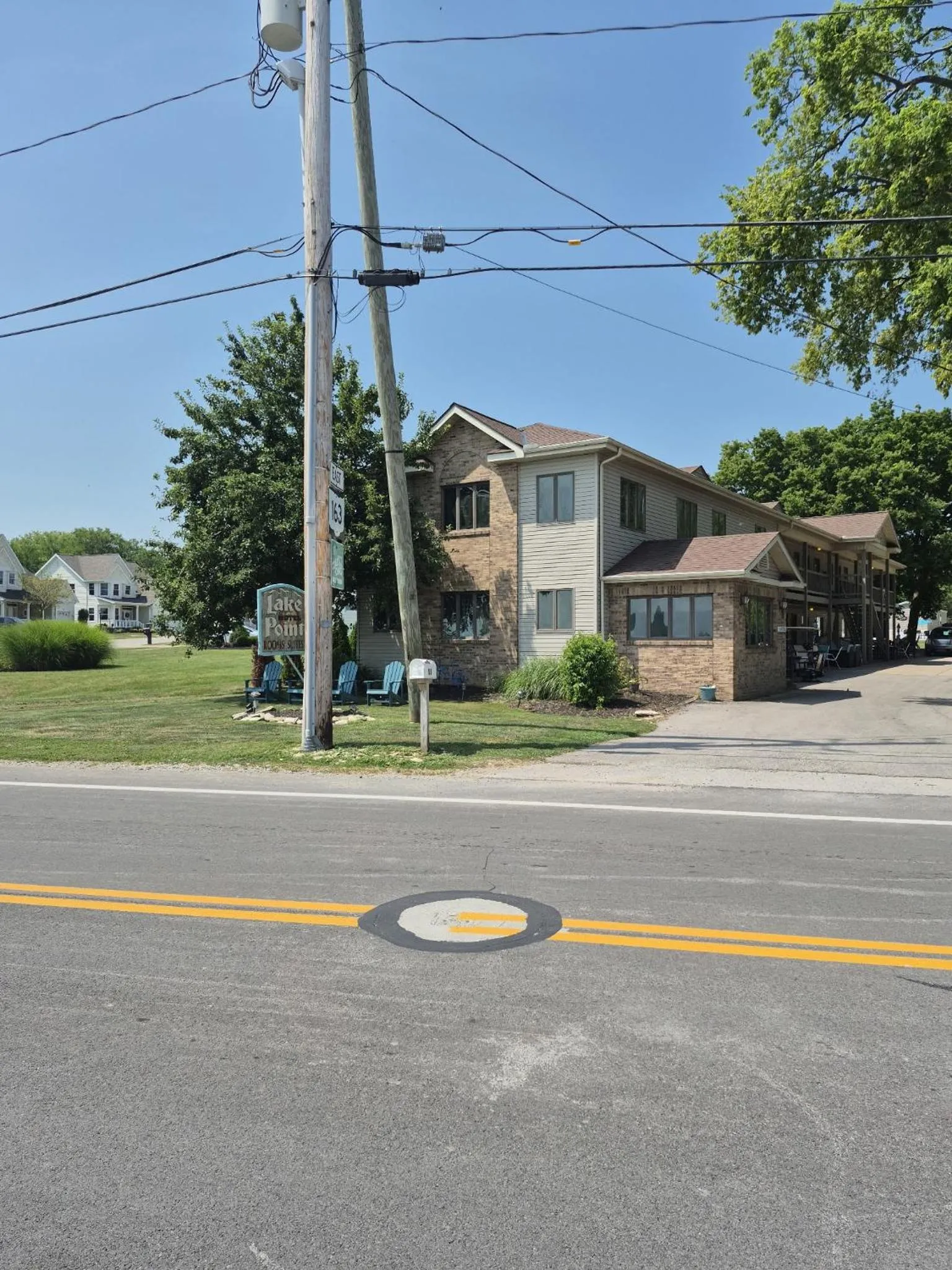 Property building in Lake Point Motel