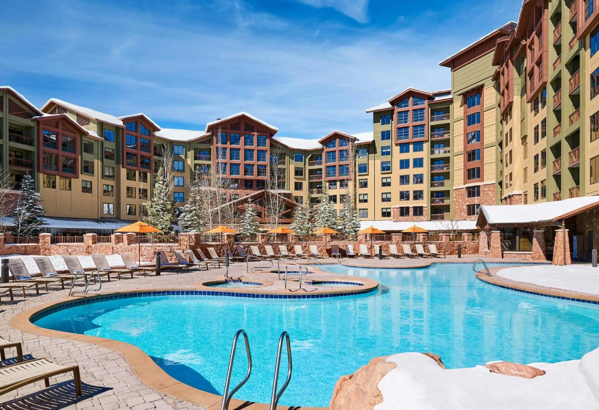 Swimming pool in Grand Summit Hotel - Canyons Village, a RockResort