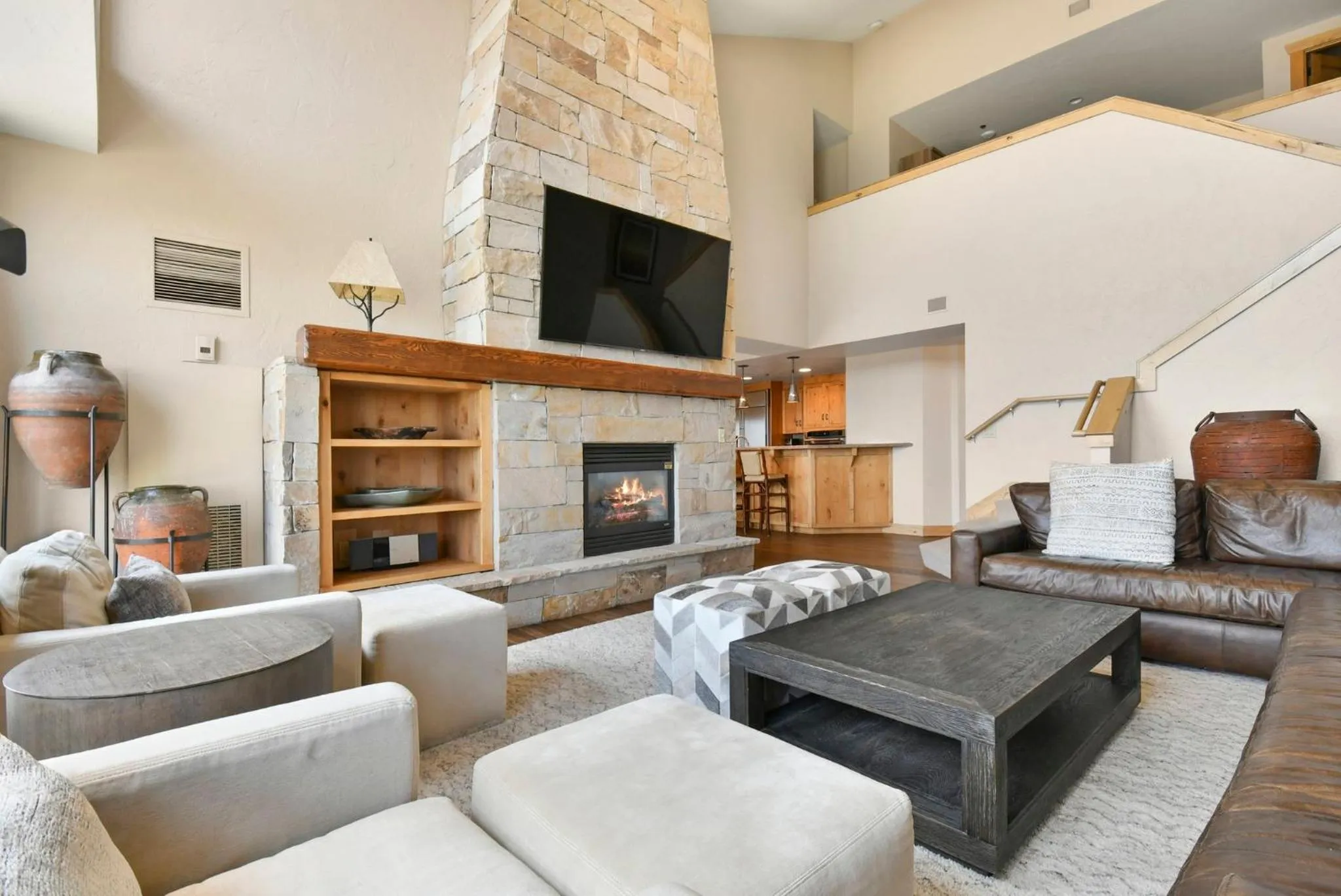 Living room in Grand Summit Hotel - Canyons Village, a RockResort