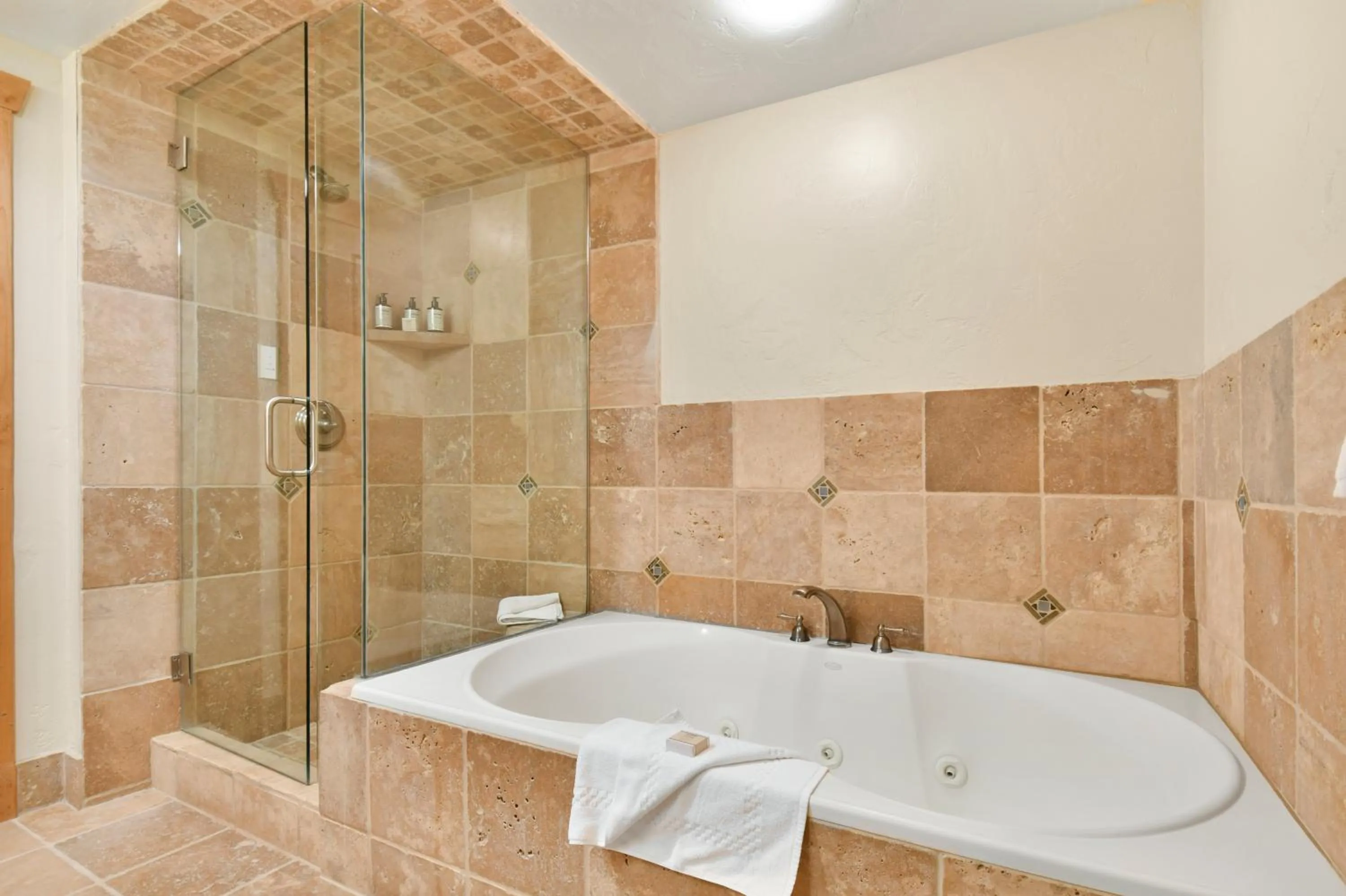 Grand Summit Hotel - Canyons Village, a RockResort