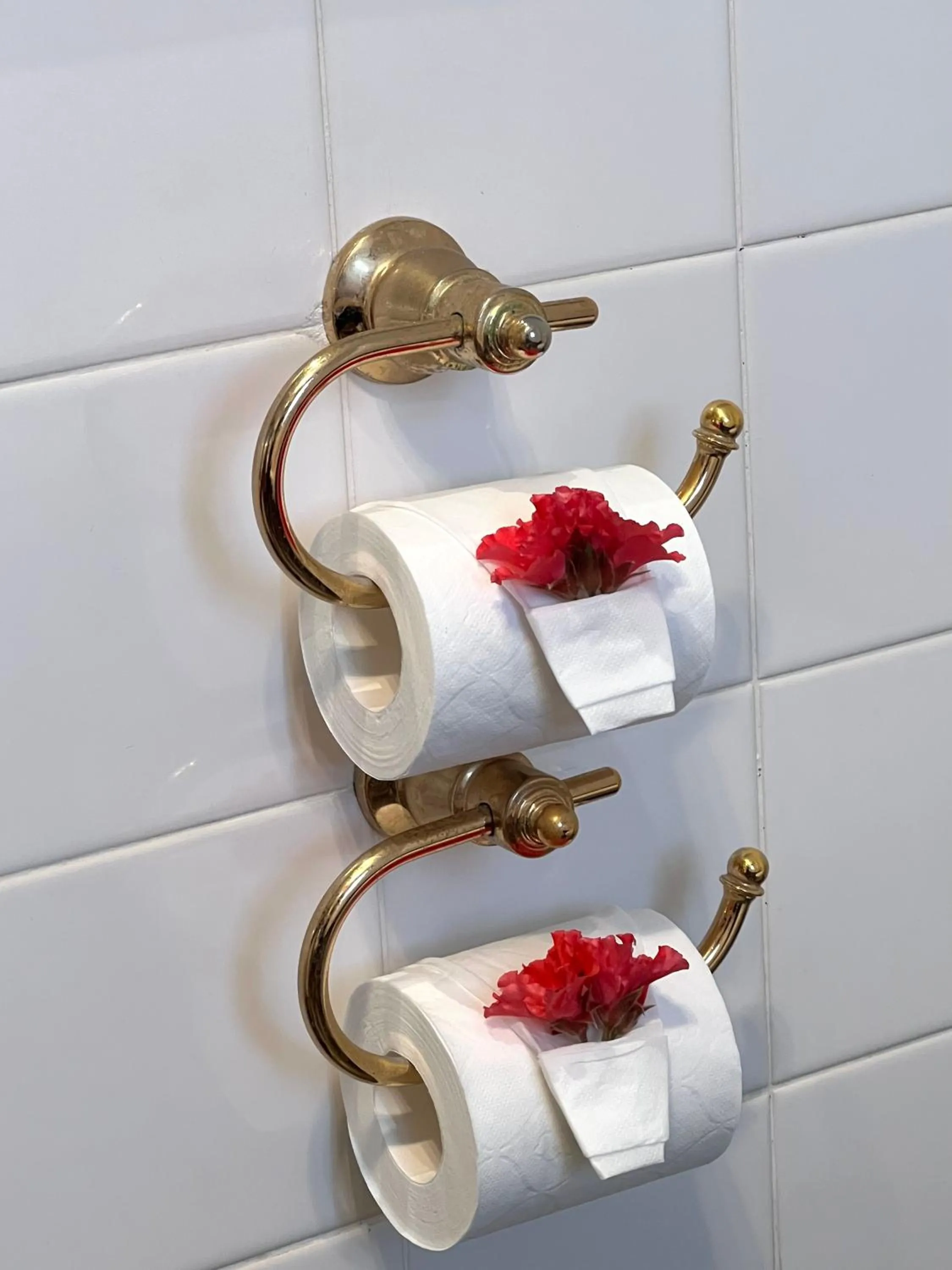 Bathroom in Seacombe House Motor Inn Port Fairy