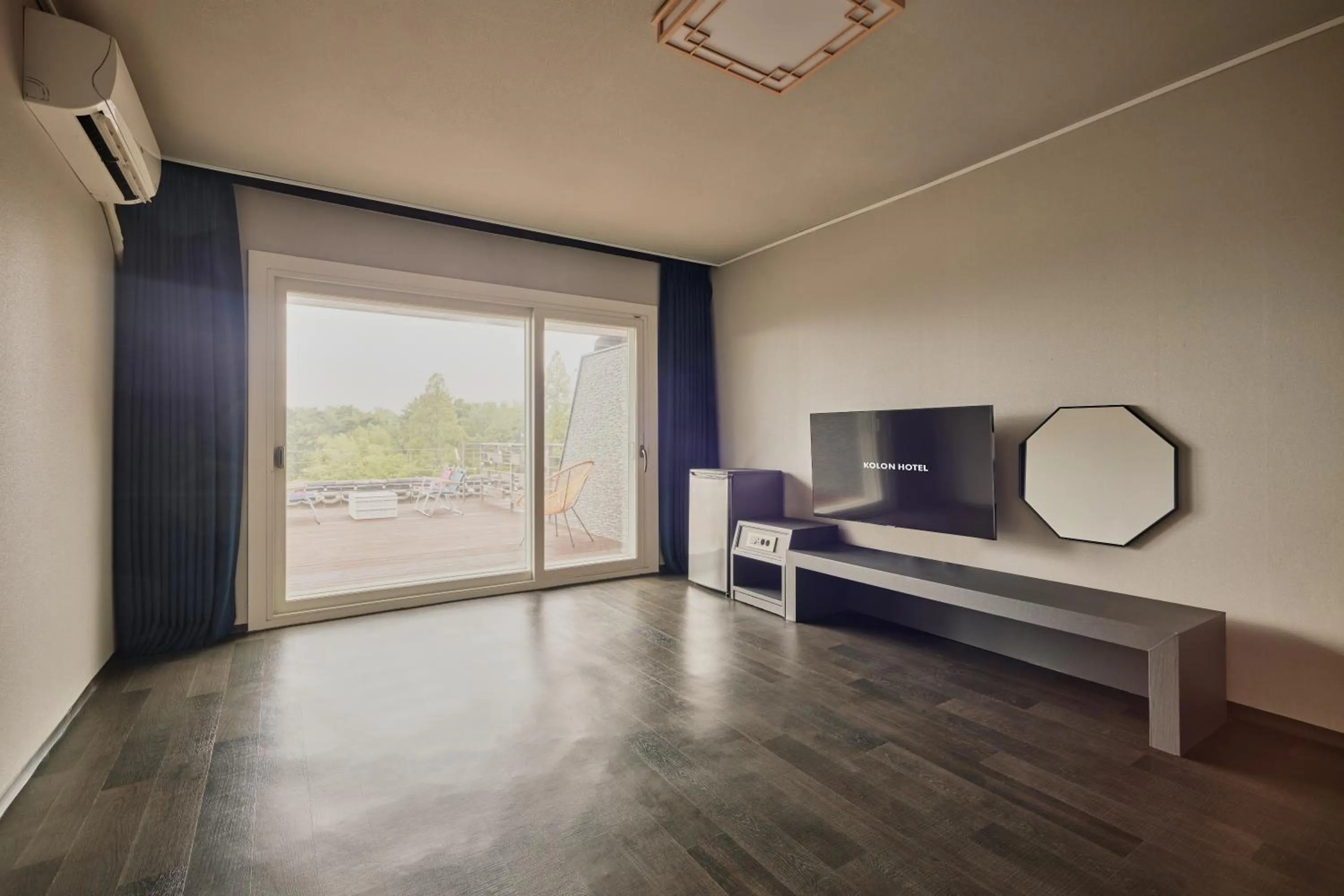 Photo of the whole room in Kolon Hotel