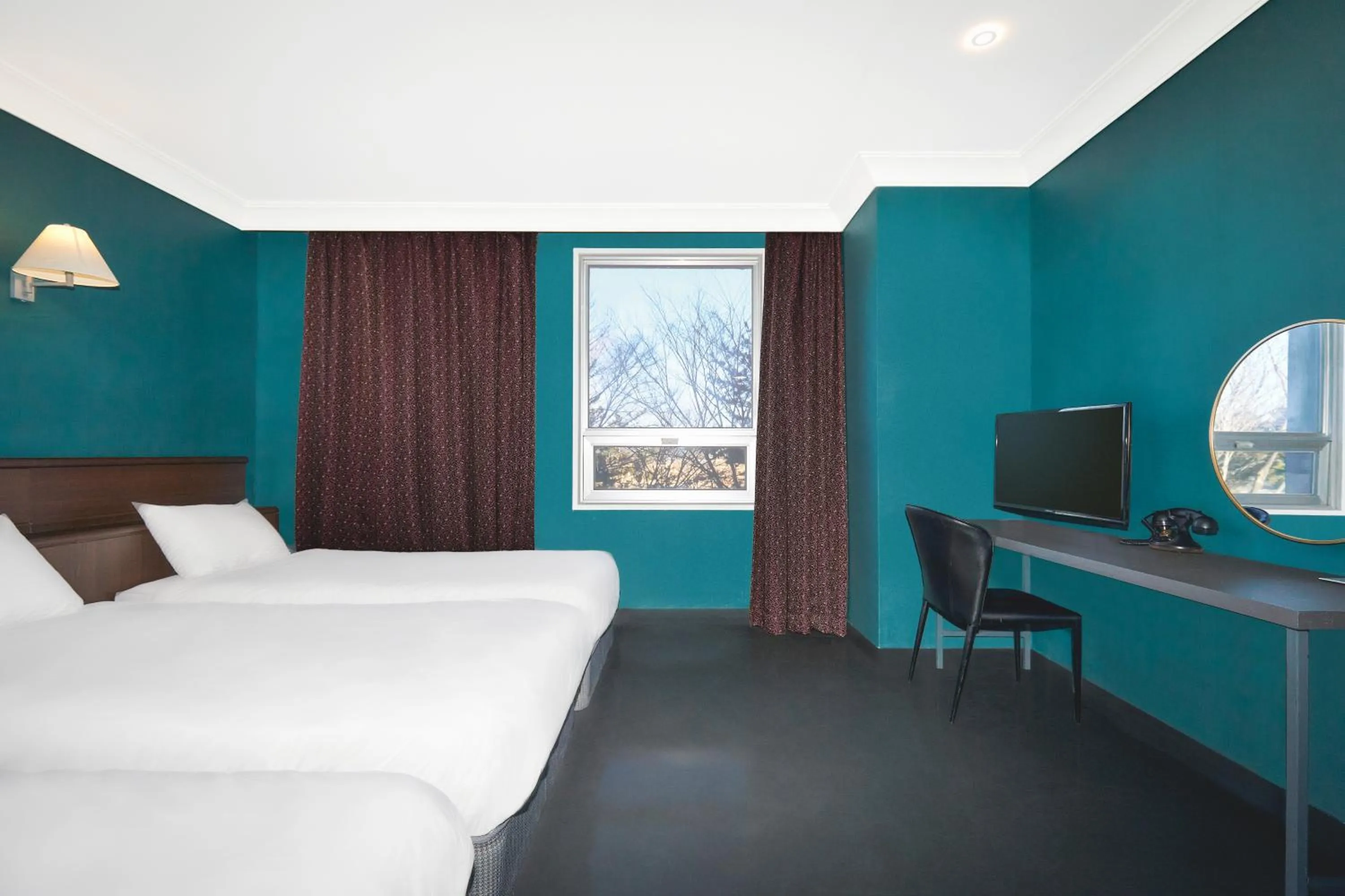 Bedroom, Bed in Kolon Hotel