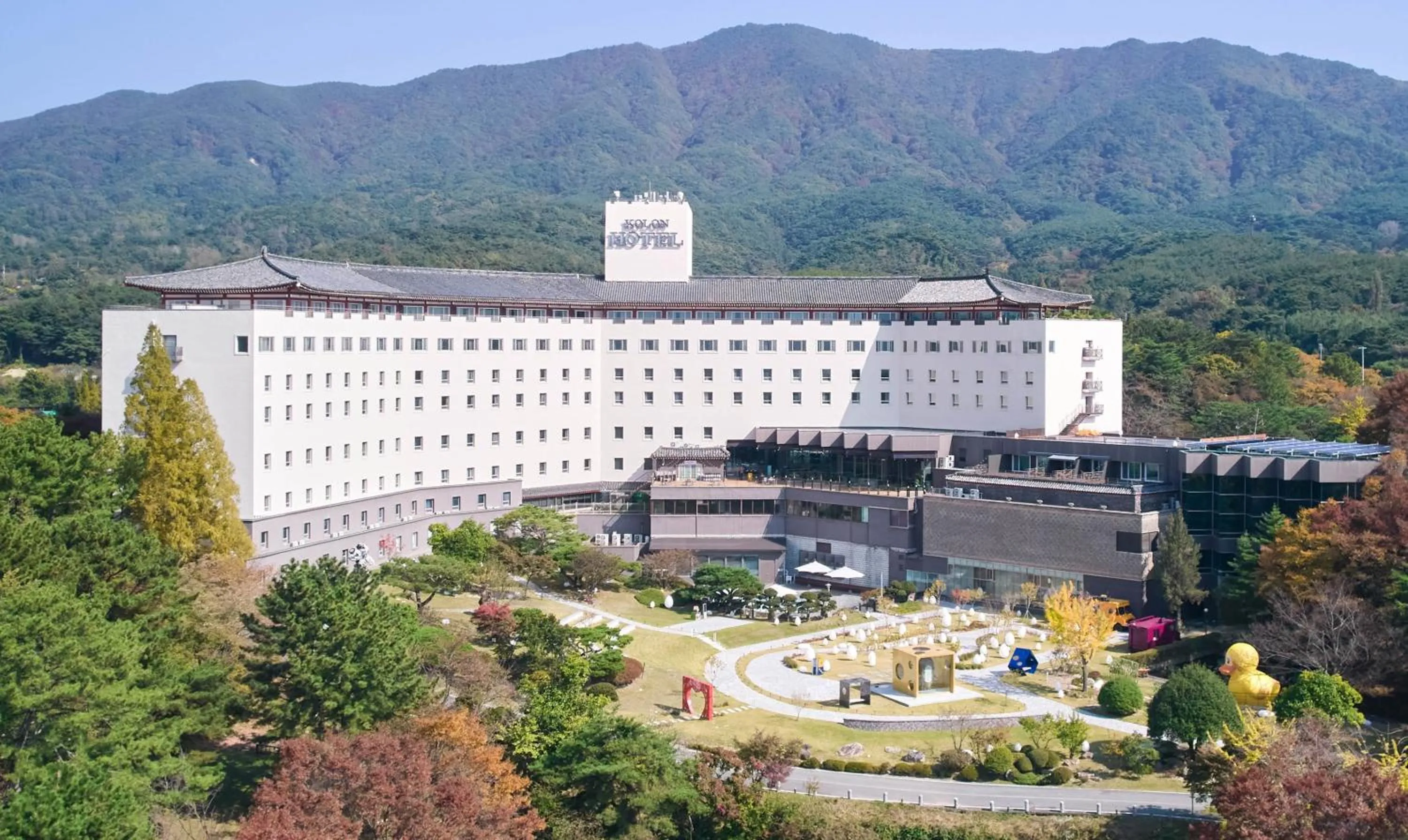 Property building in Kolon Hotel