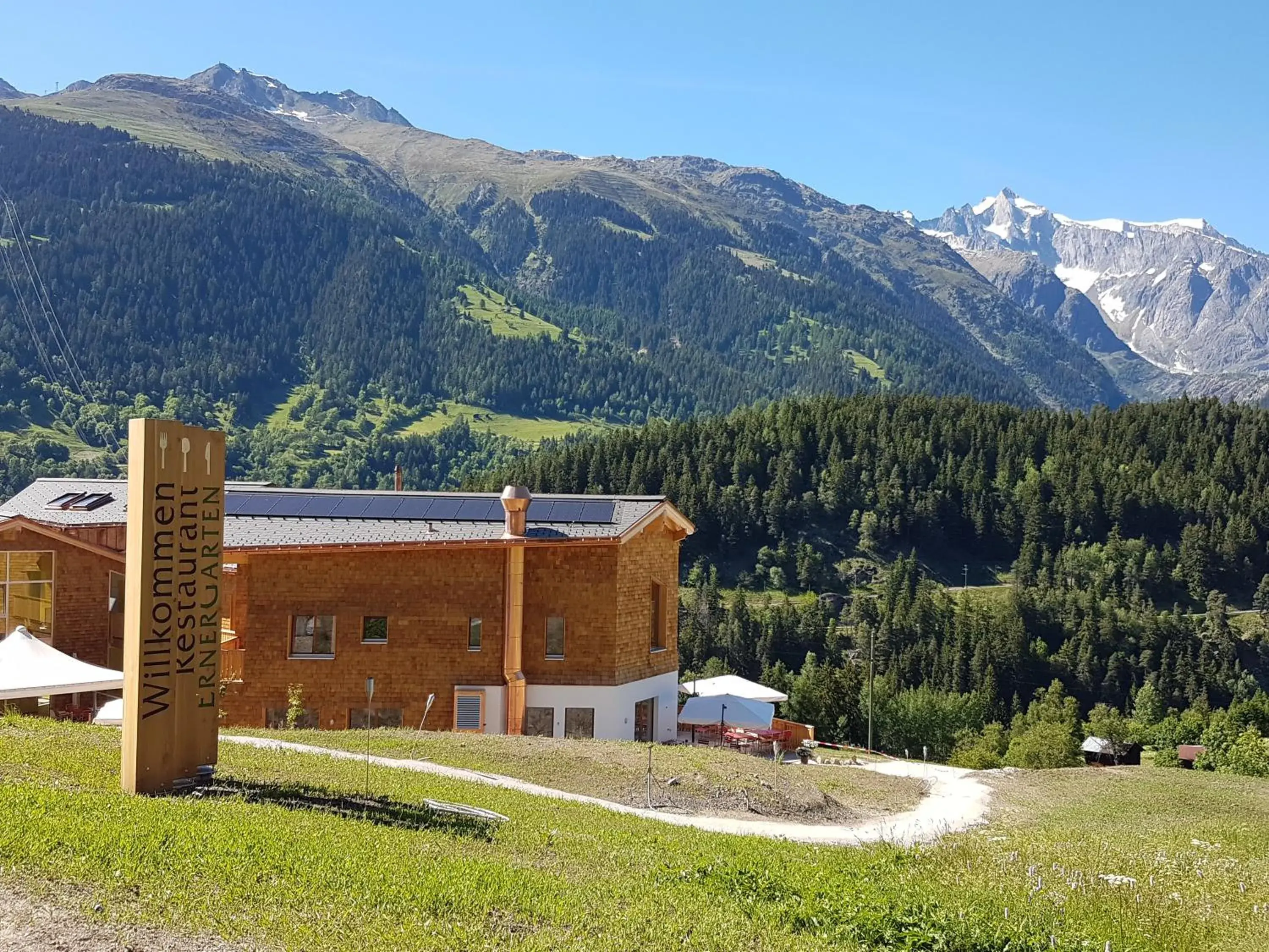 Double Room with Balcony - single occupancy in BerglandHof Hotel Ernen Double Room with Balcony - single occupancy in BerglandHof Hotel Ernen