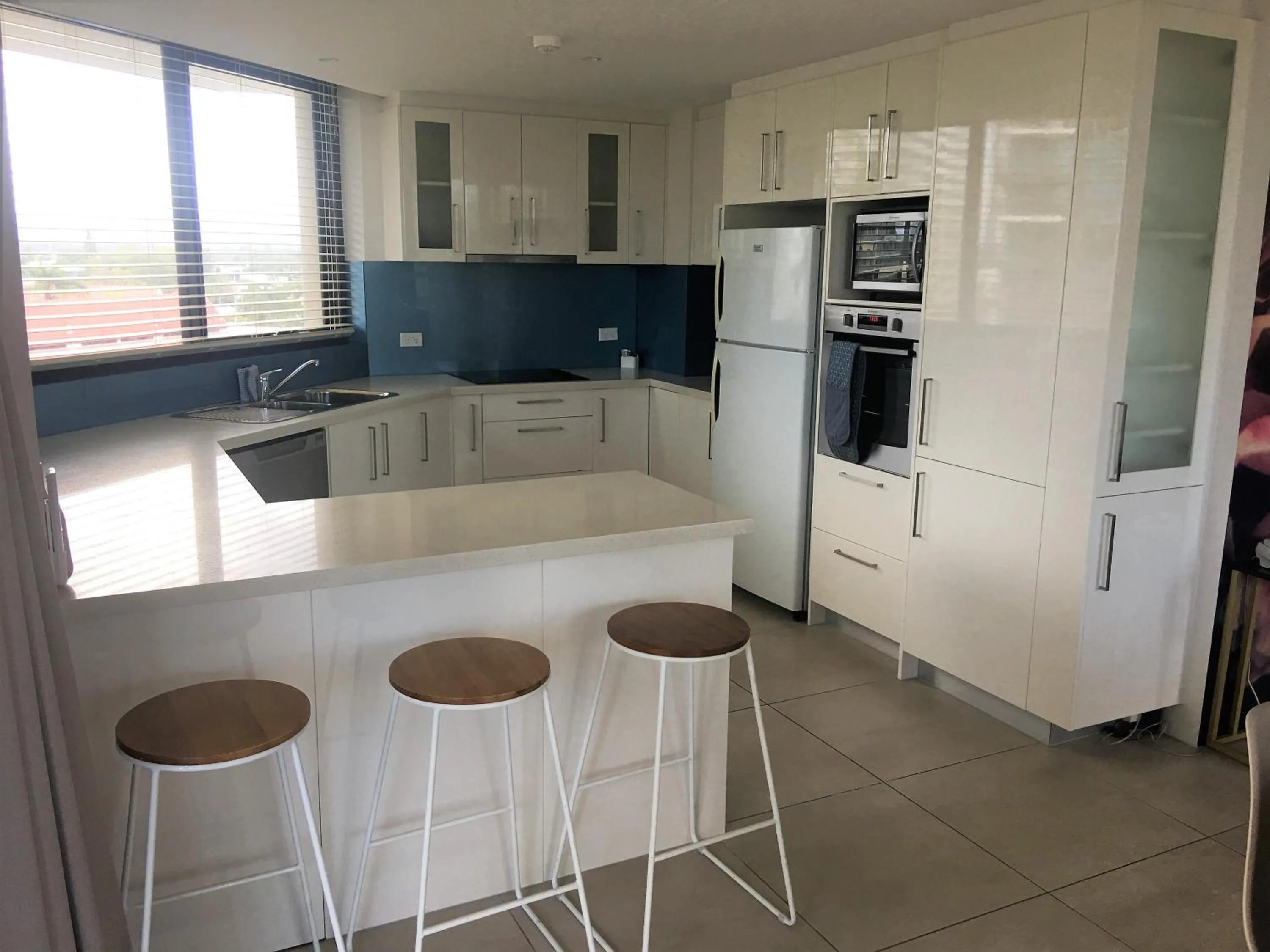 Kitchen or kitchenette in Genesis Apartments by Gold Coast Premium