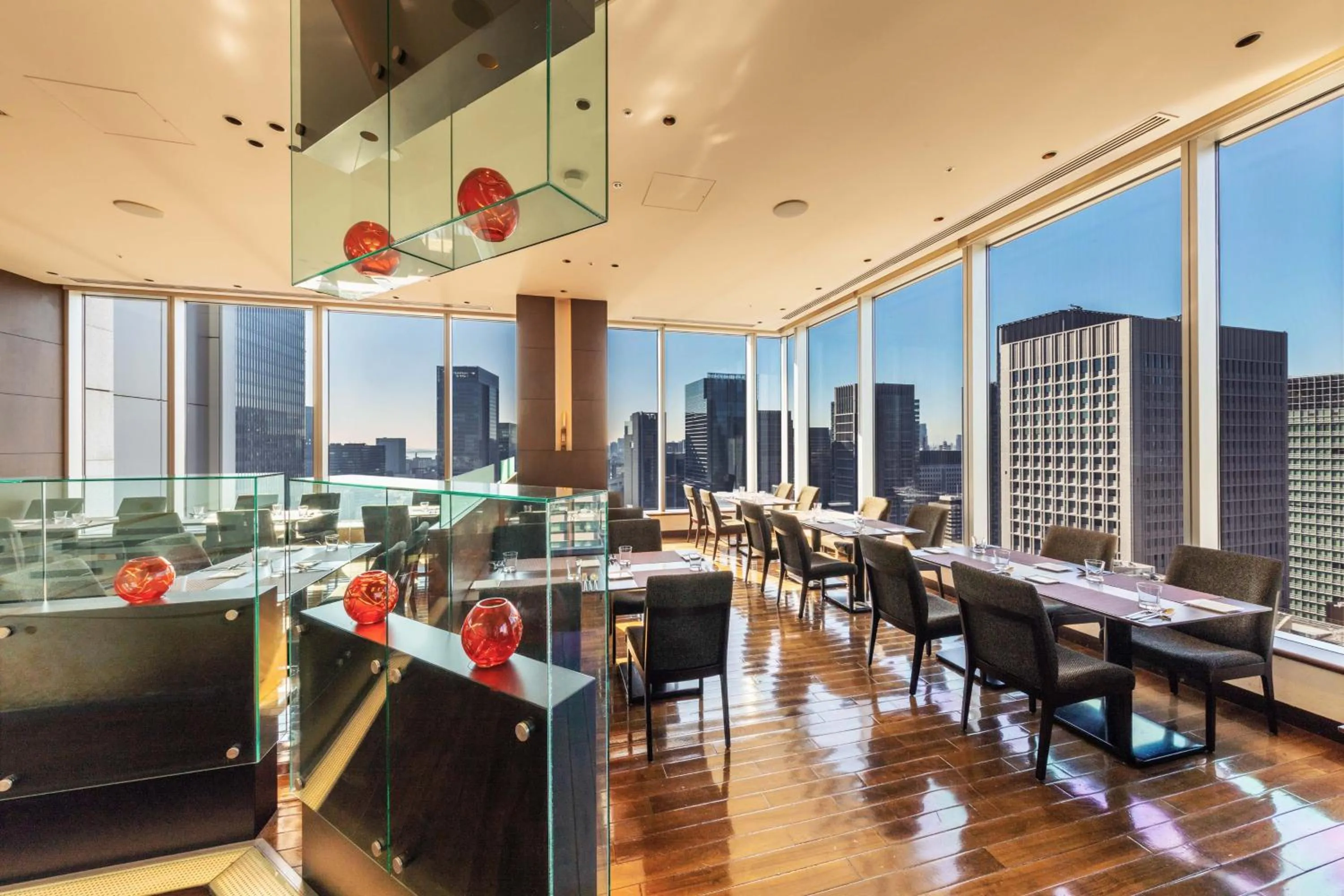 Restaurant/places to eat in Hotel Metropolitan Tokyo Marunouchi