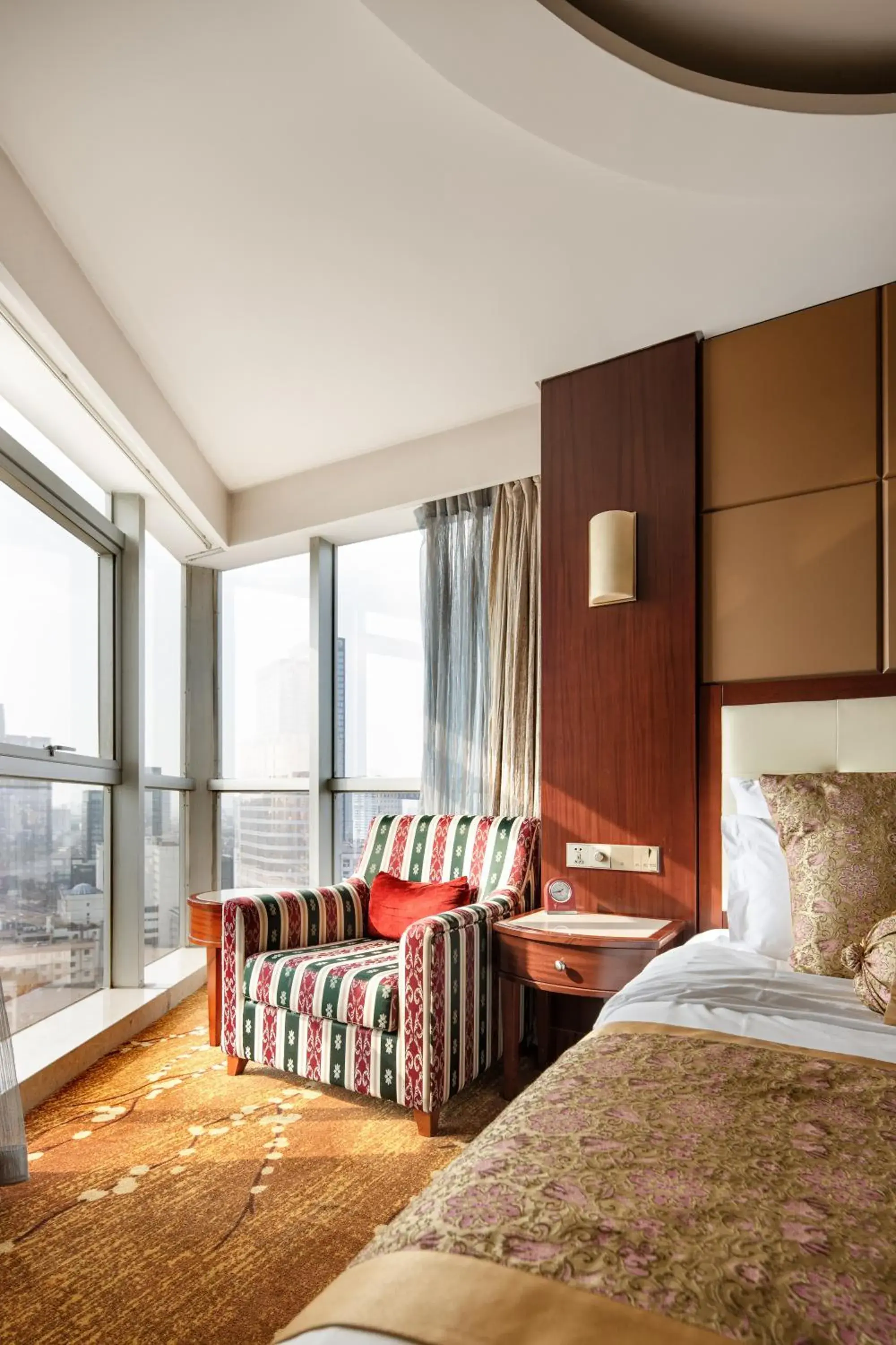 Superior Double Room with River View in Citic Ningbo International Hotel Superior Double Room with River View in Citic Ningbo International Hotel