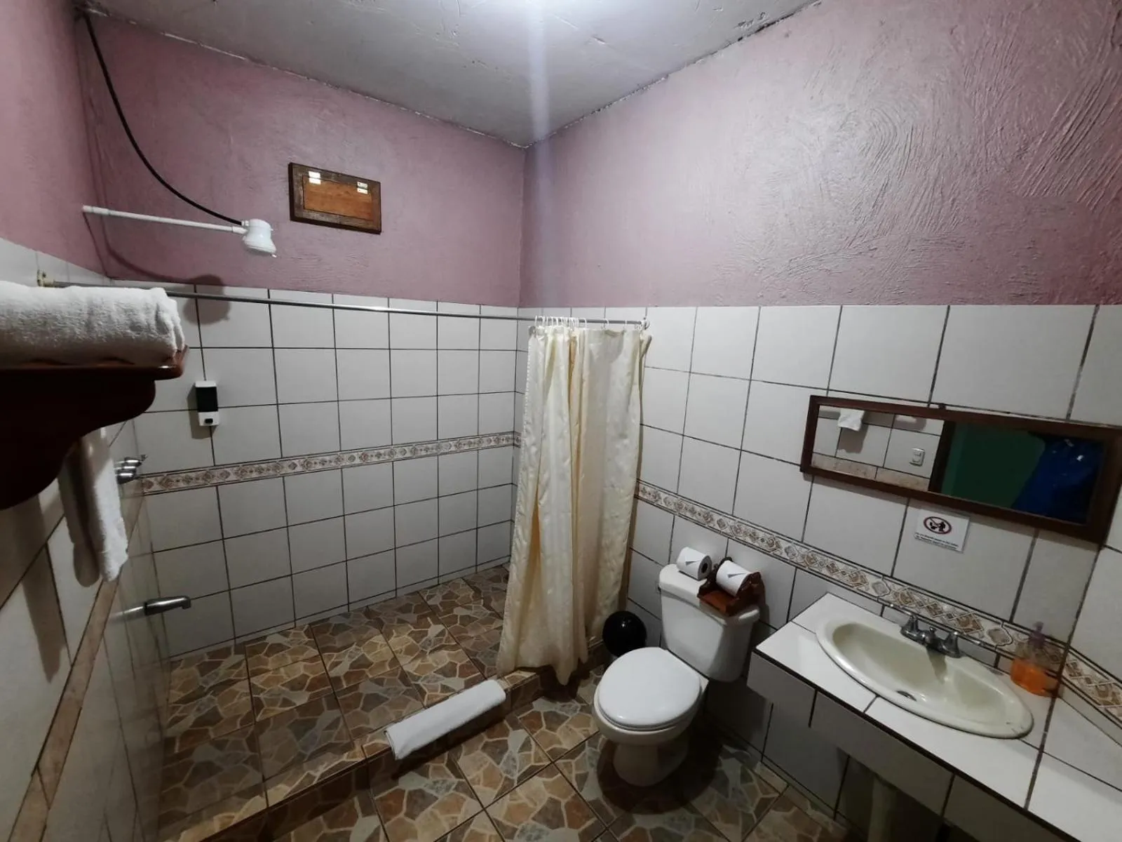 Shower in Arenal Xilopalo