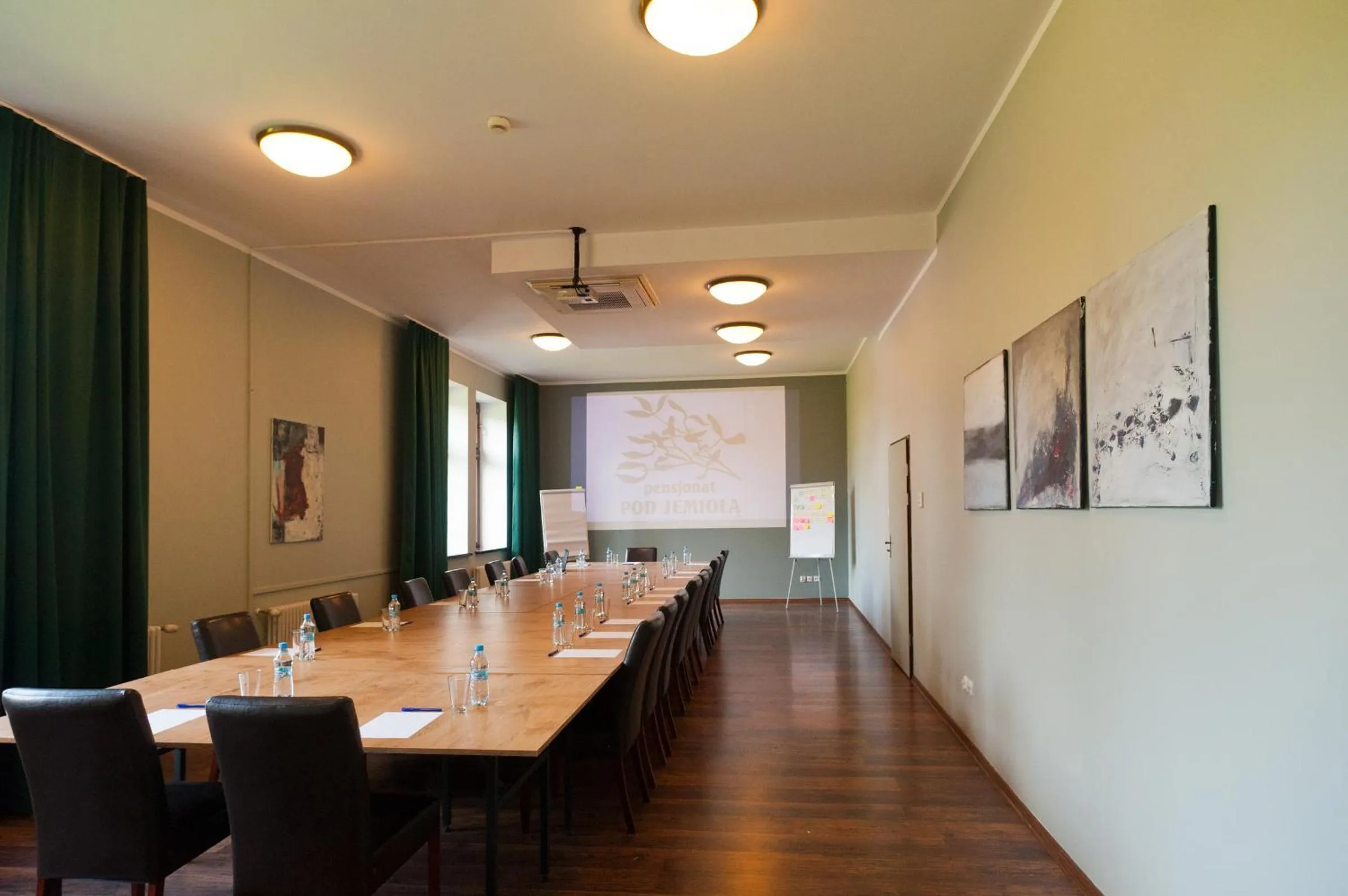 Meeting/conference room in Pensjonat Pod Jemiołą