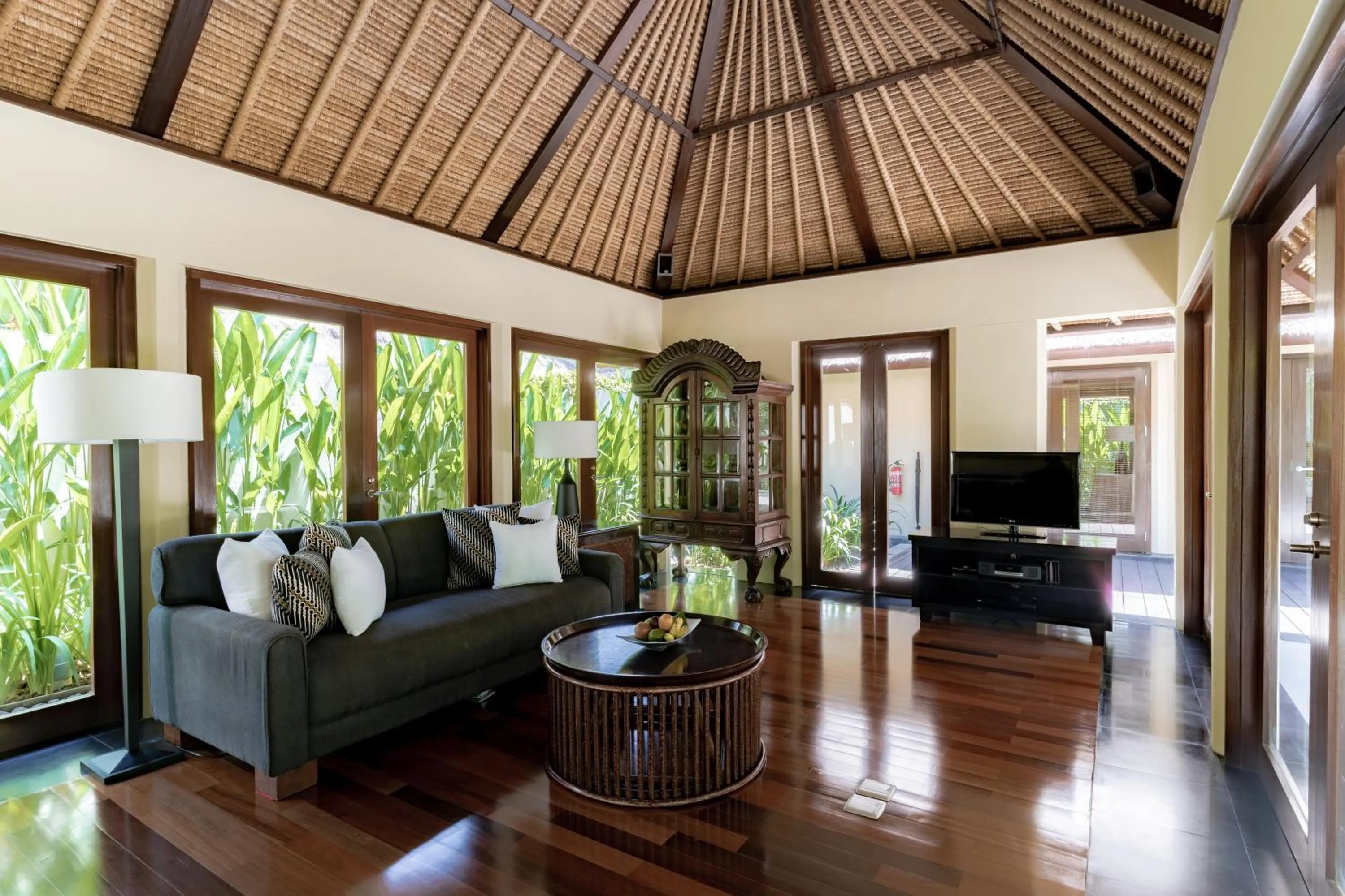 TV and multimedia in Kayumanis Nusa Dua Private Villa & Spa