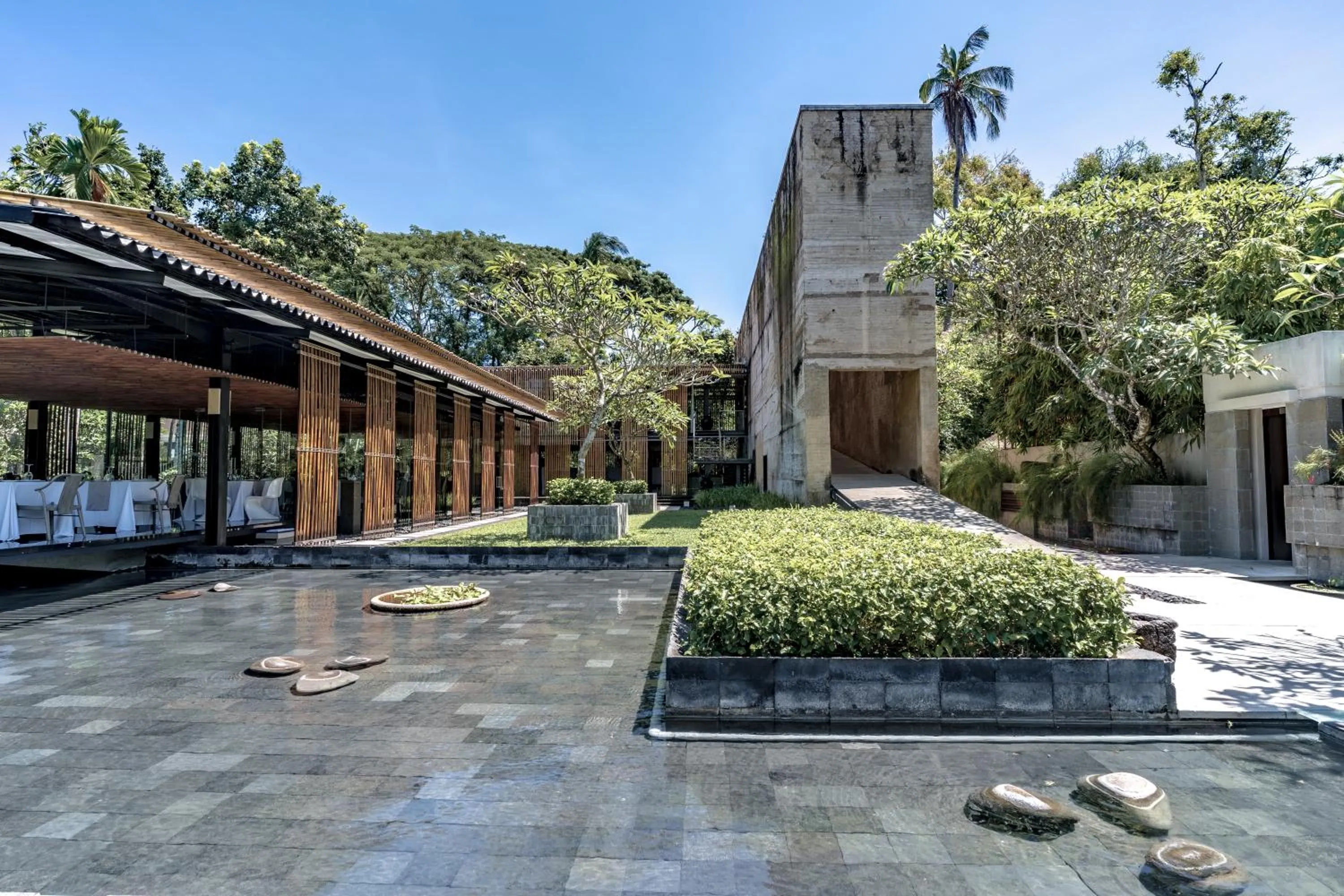 Restaurant/places to eat in Kayumanis Nusa Dua Private Villa & Spa