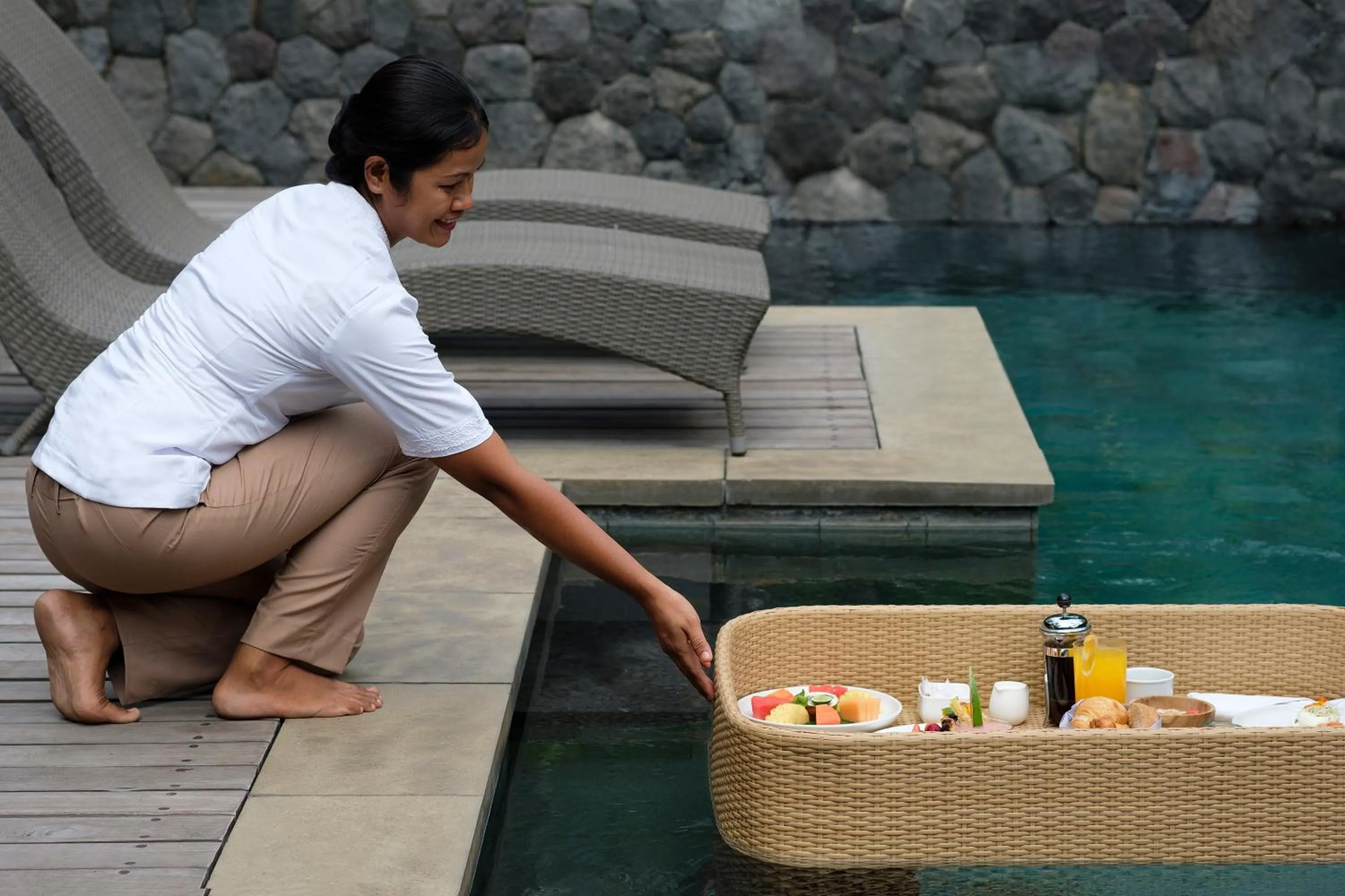 Food and drinks in Kayumanis Ubud Private Villas & Spa