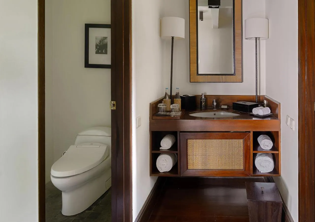 Toilet in Kayumanis Ubud Private Villas & Spa