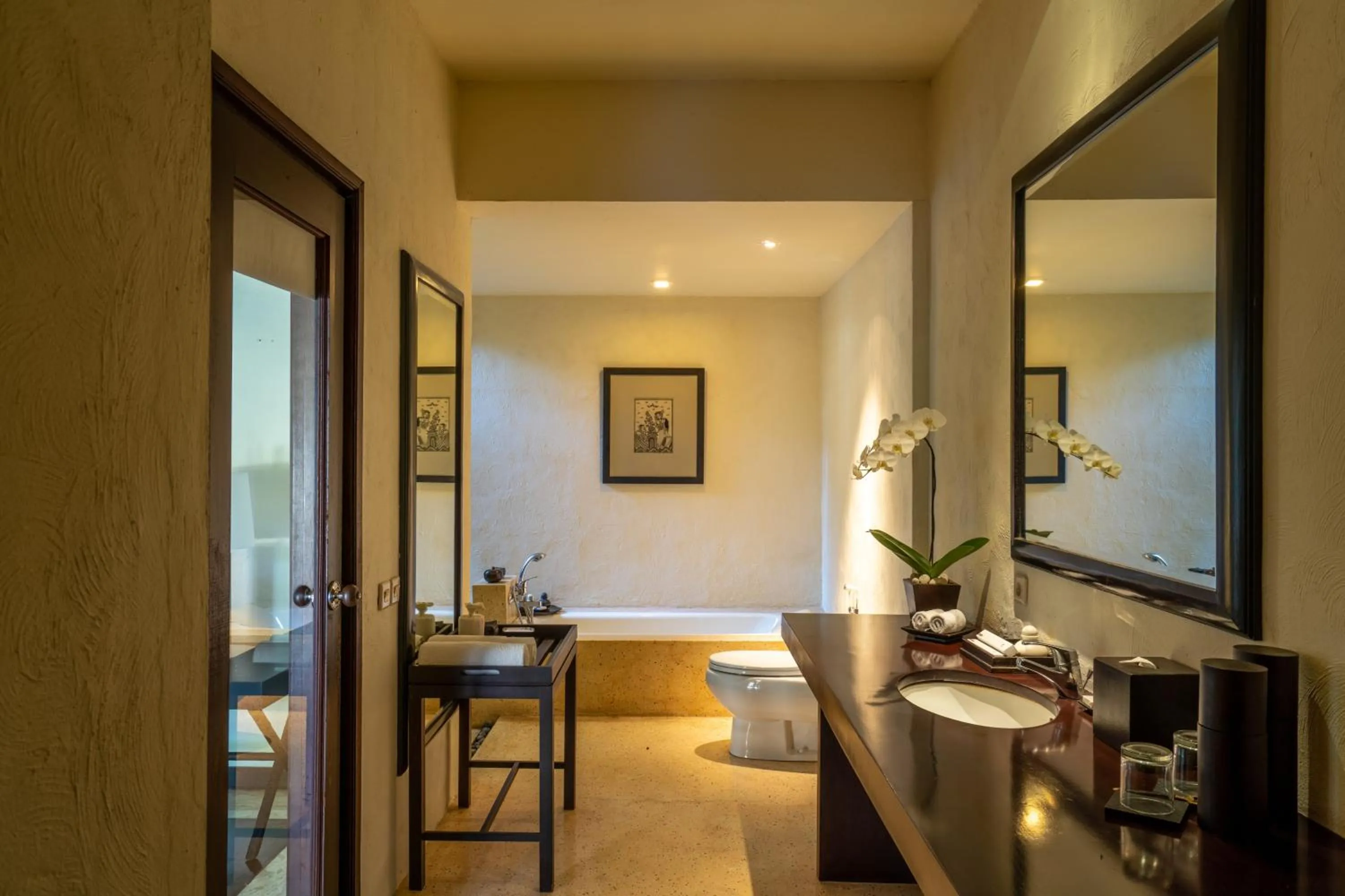 Bathroom in Kayumanis Sanur Private Villa and Spa