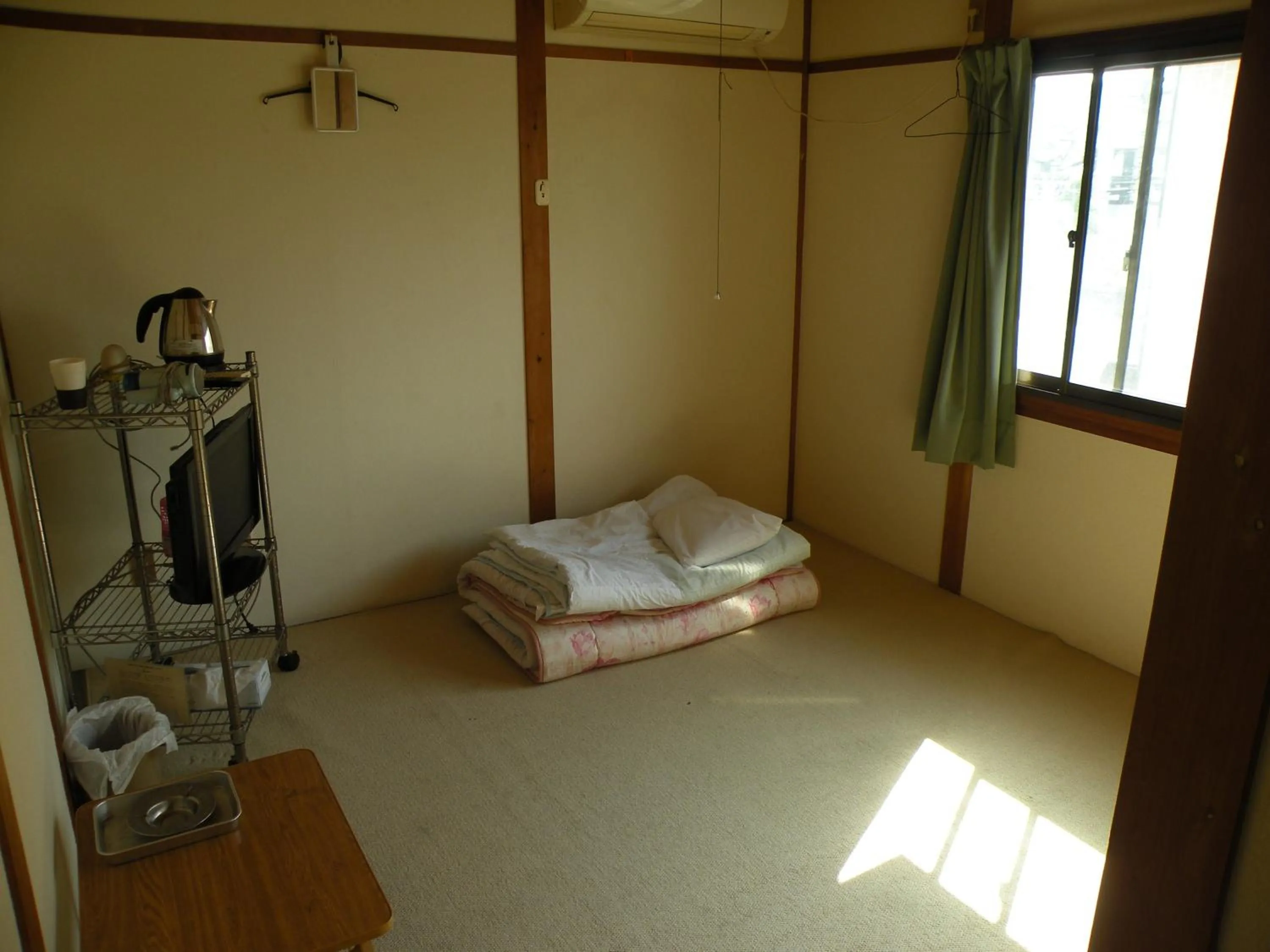 Bed in Business Hotel Minshuku Minato