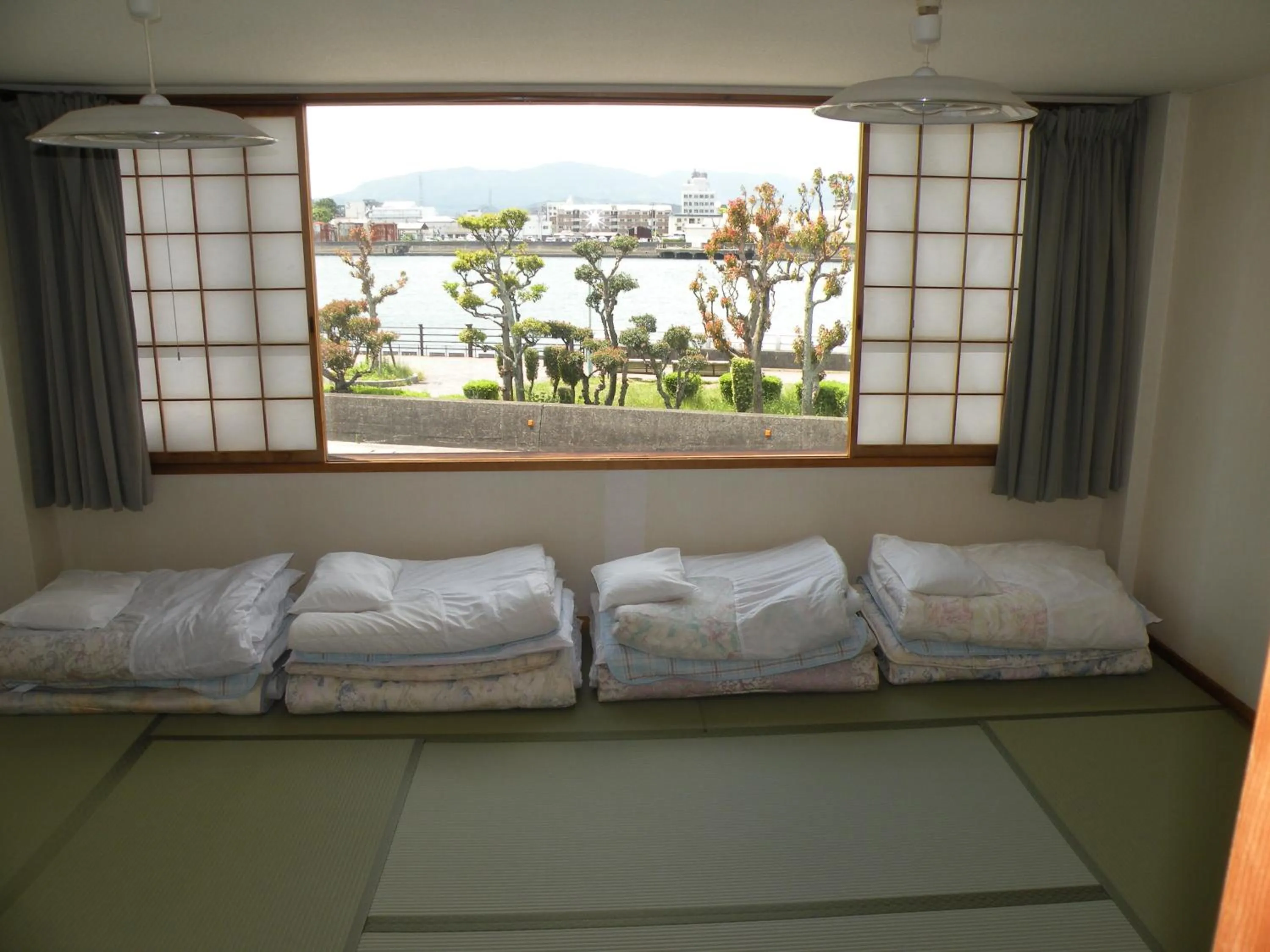 Bed in Business Hotel Minshuku Minato