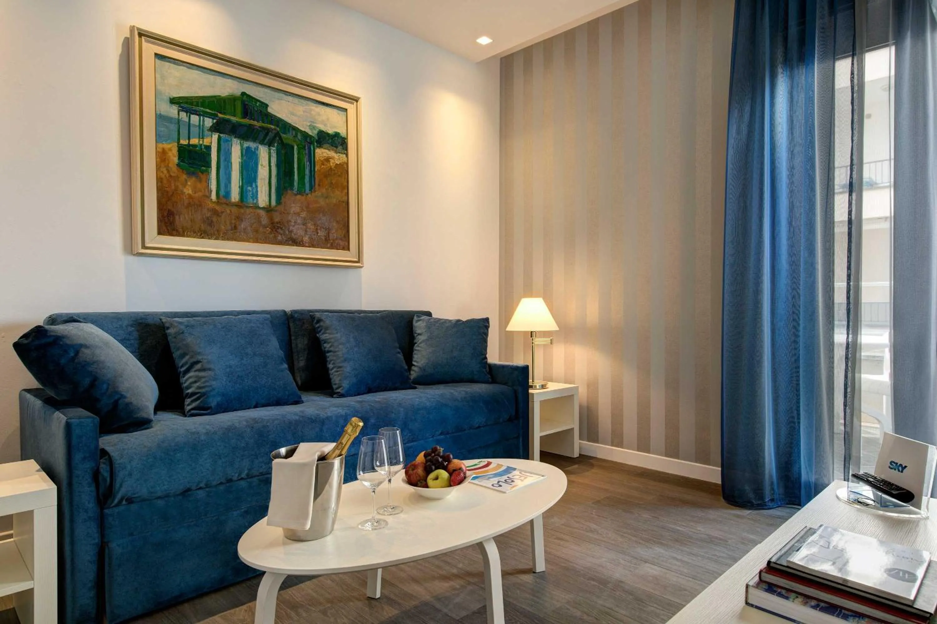 Photo of the whole room in Hotel Byron Bellavista