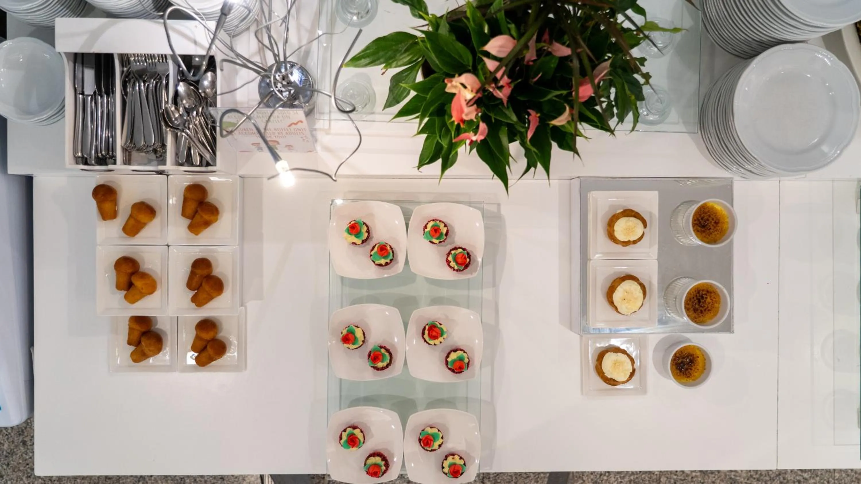 Restaurant/places to eat in Hotel Imperial