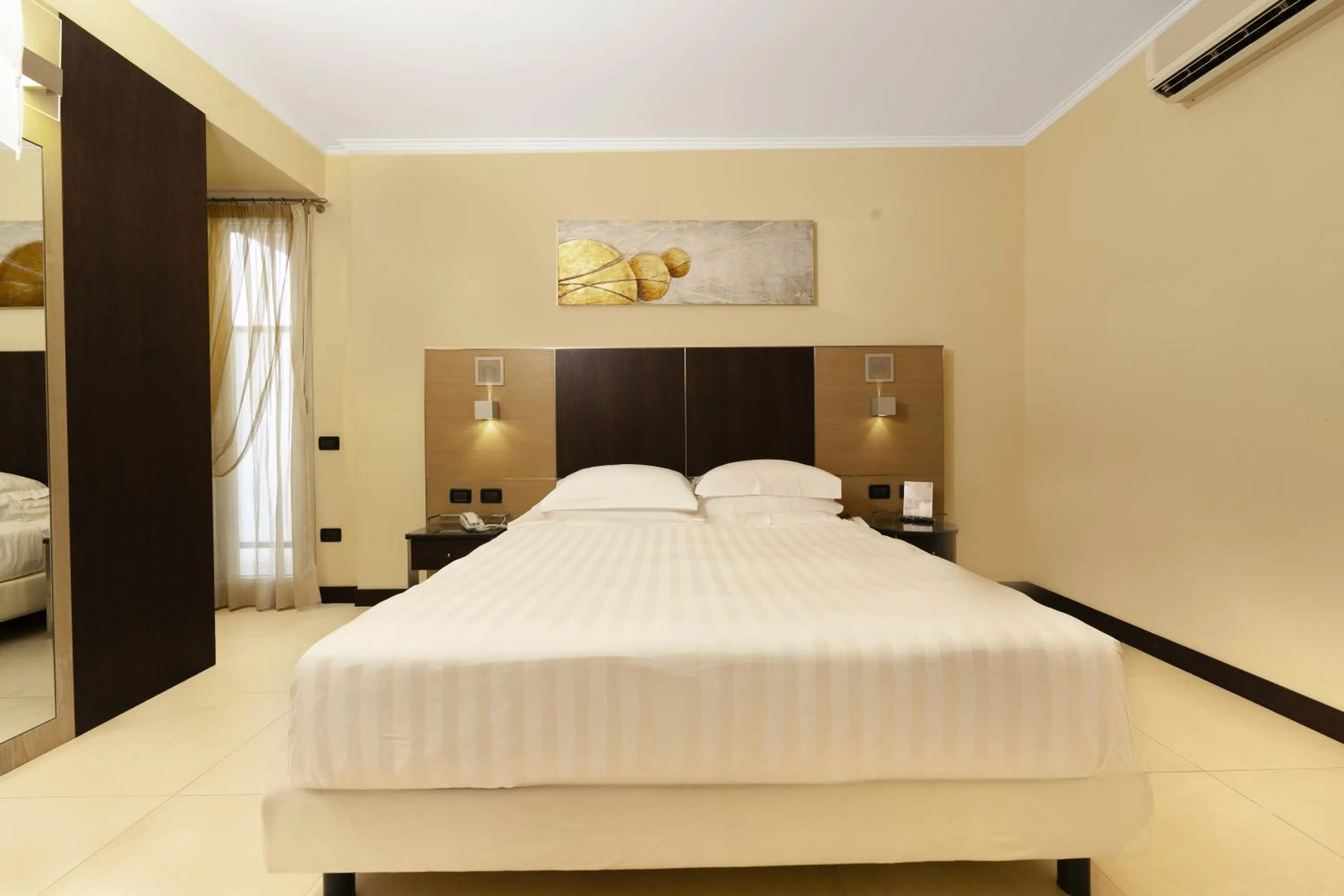 Bed in Hotel Imperial