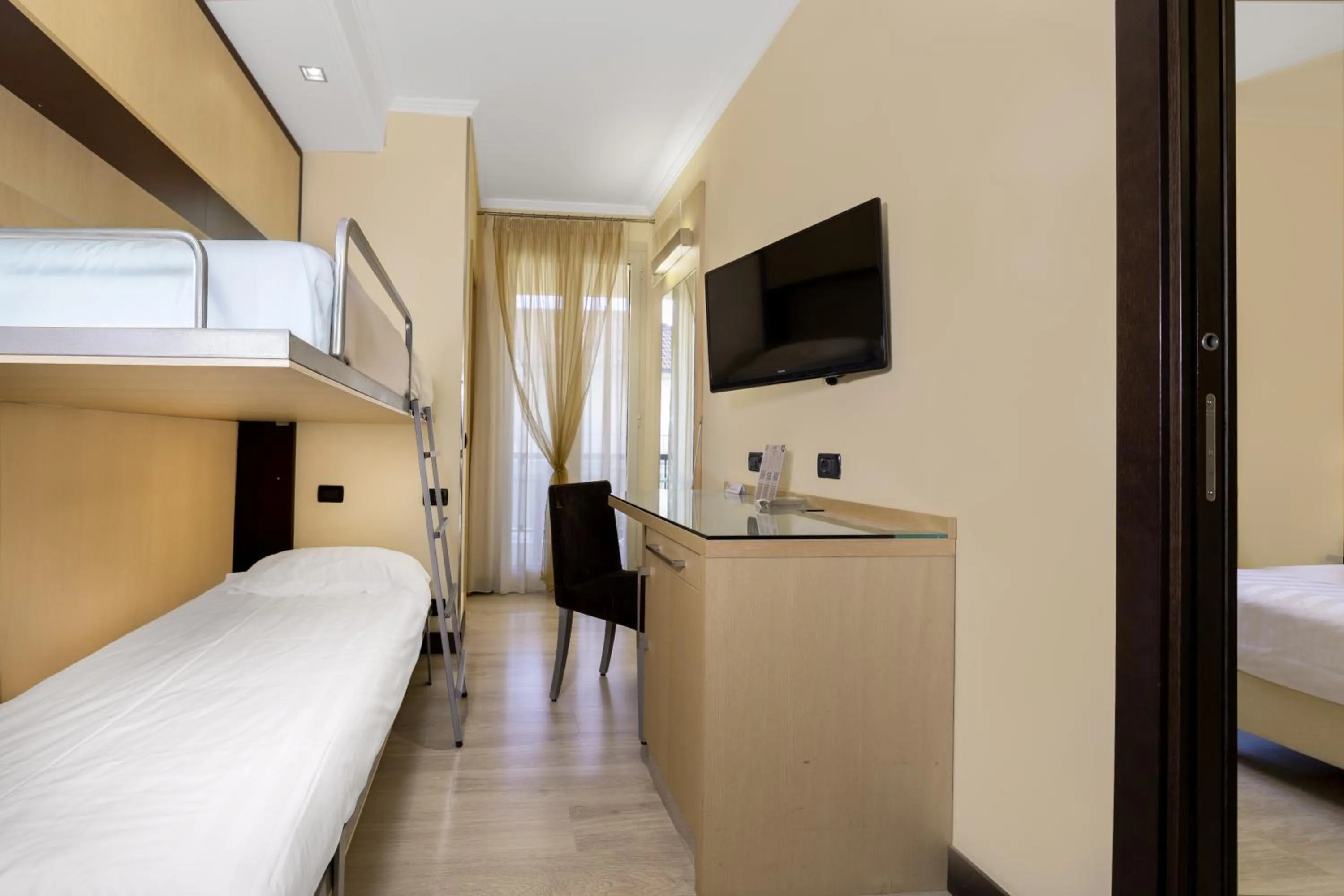 Bed in Hotel Imperial