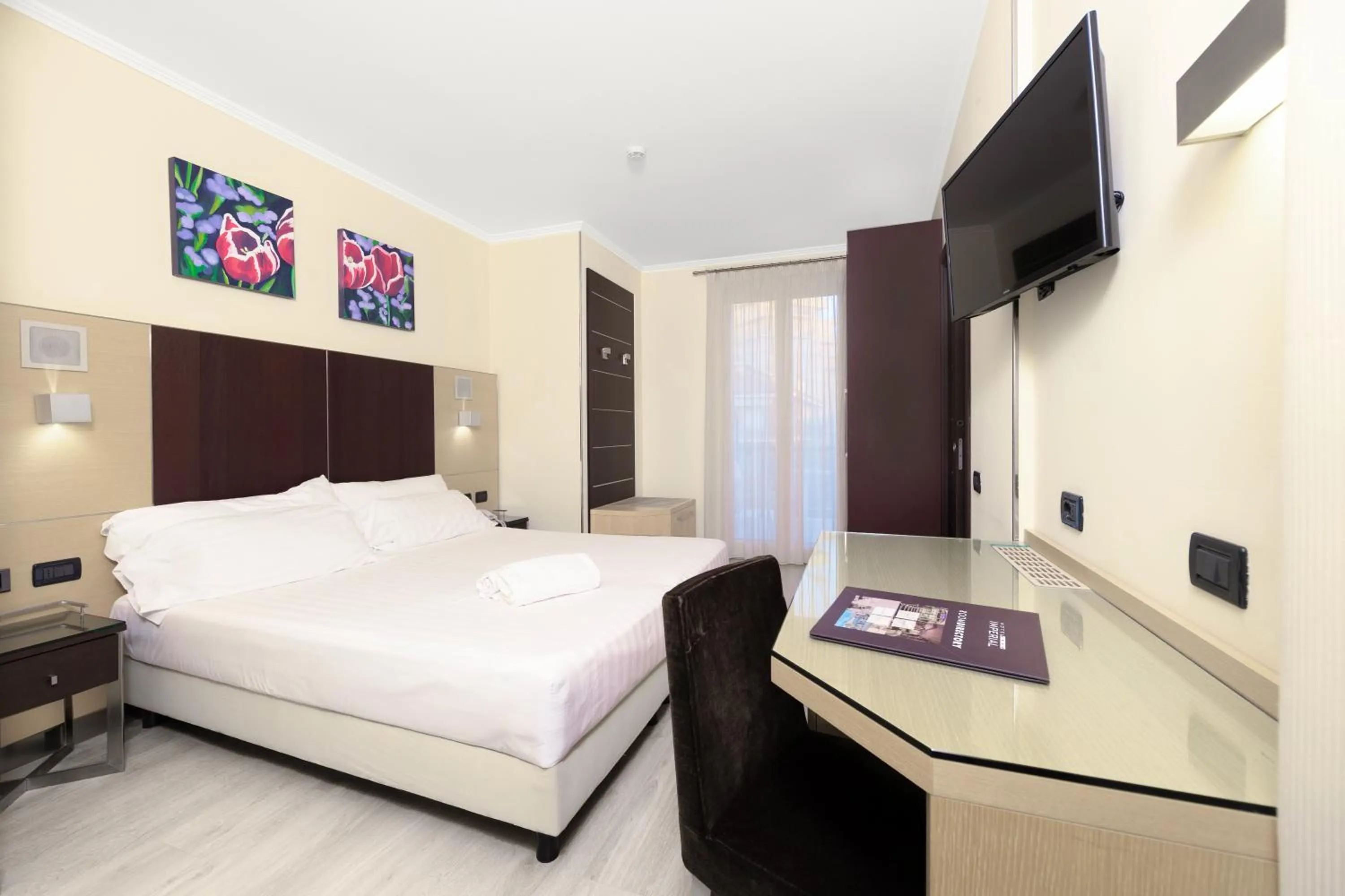 Bed in Hotel Imperial