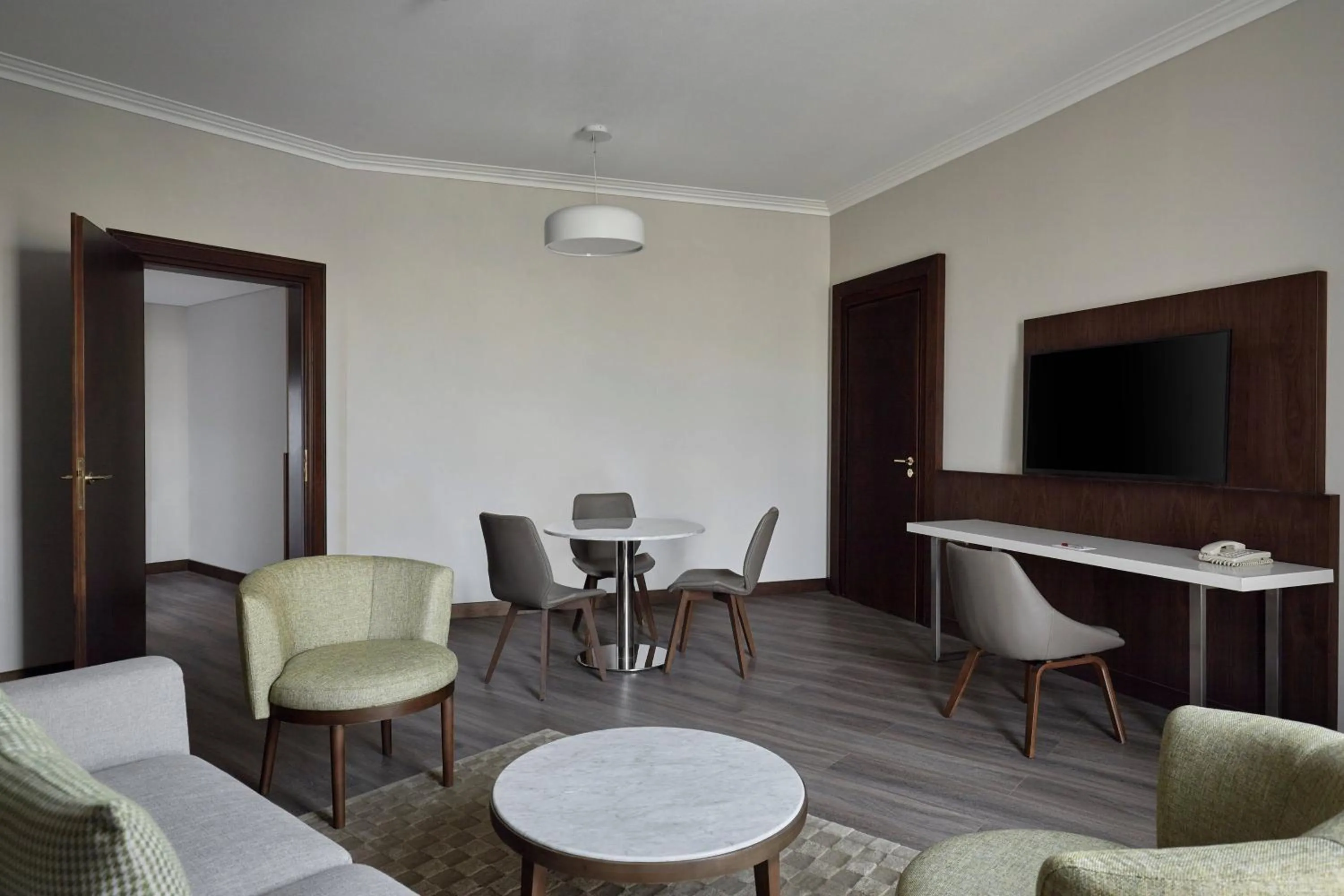 Living room in Riyadh Airport Marriott Hotel