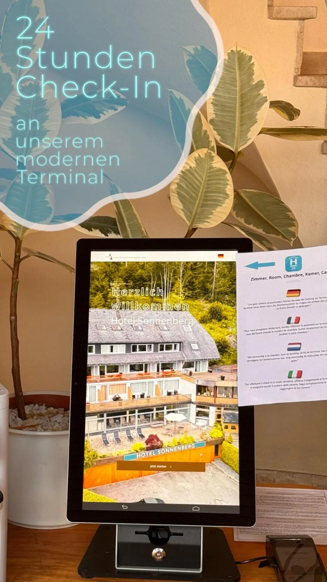 Lobby or reception in Hotel Sonnenberg Garni